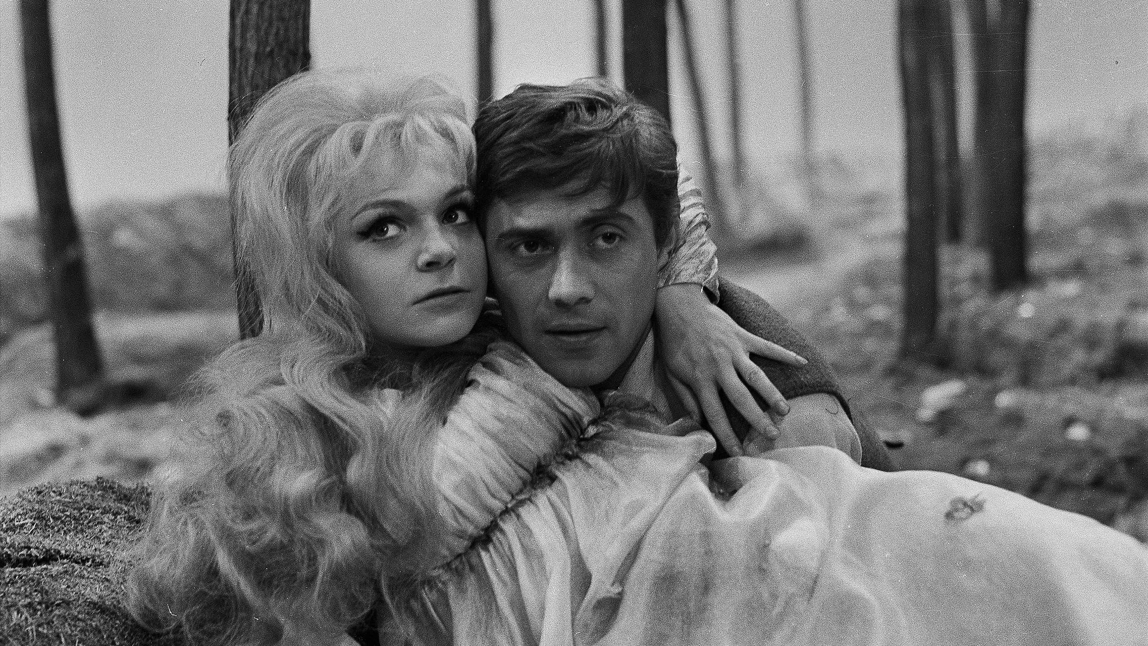 Backdrop for Princezna Pampeliška