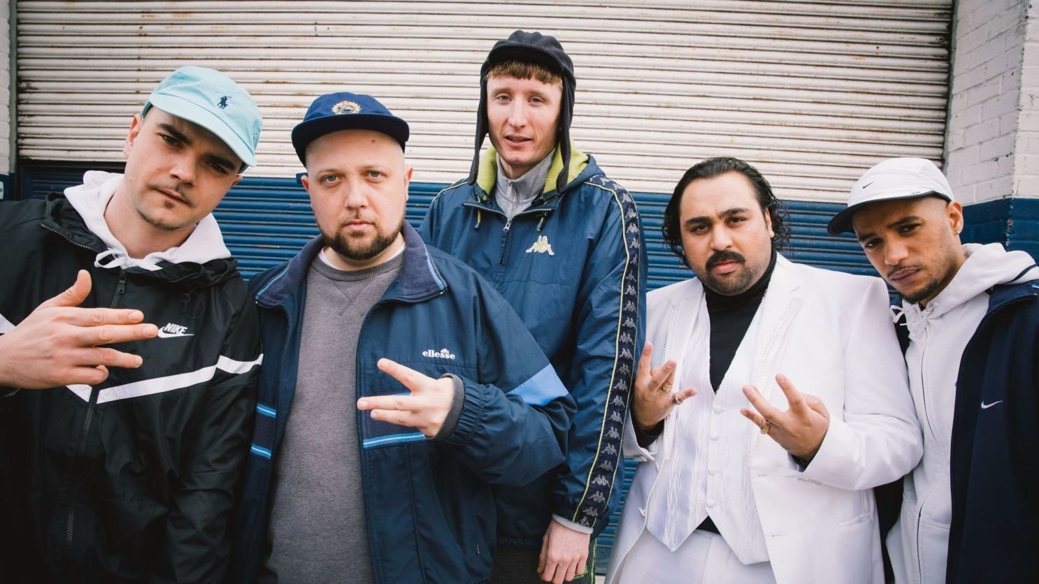 Backdrop for People Just Do Nothing