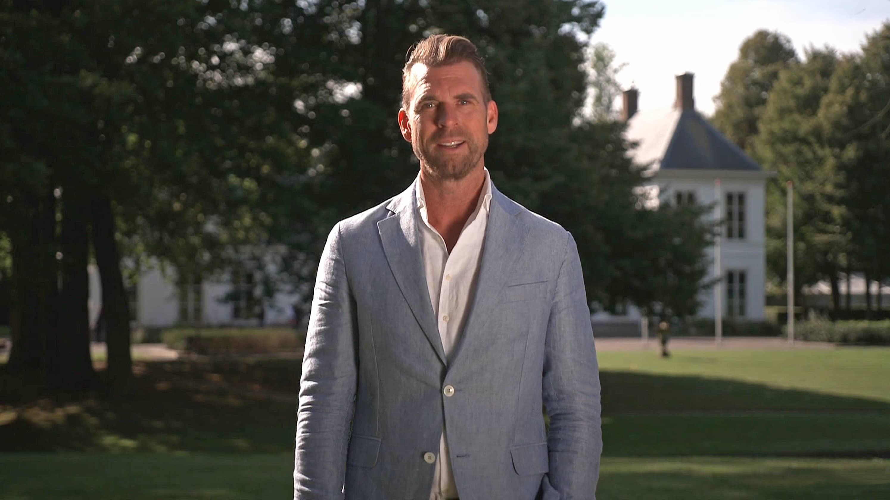 Backdrop for De Hofbar