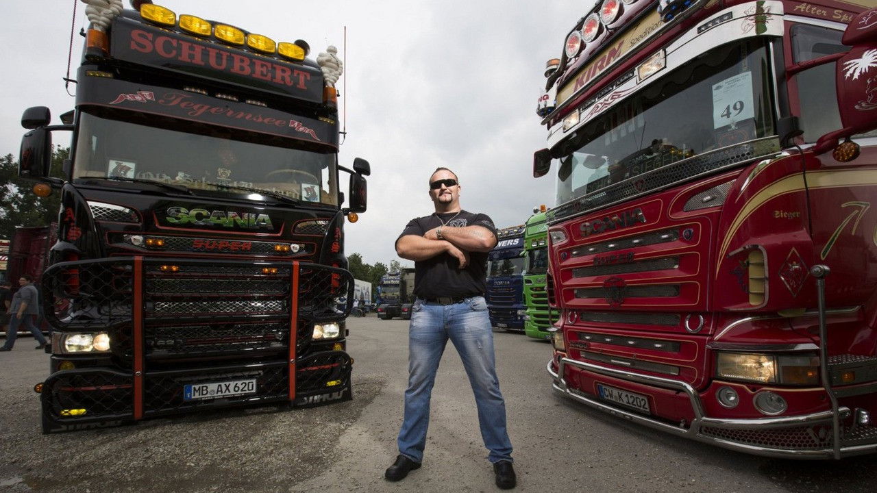 Backdrop for Asphalt-Cowboys