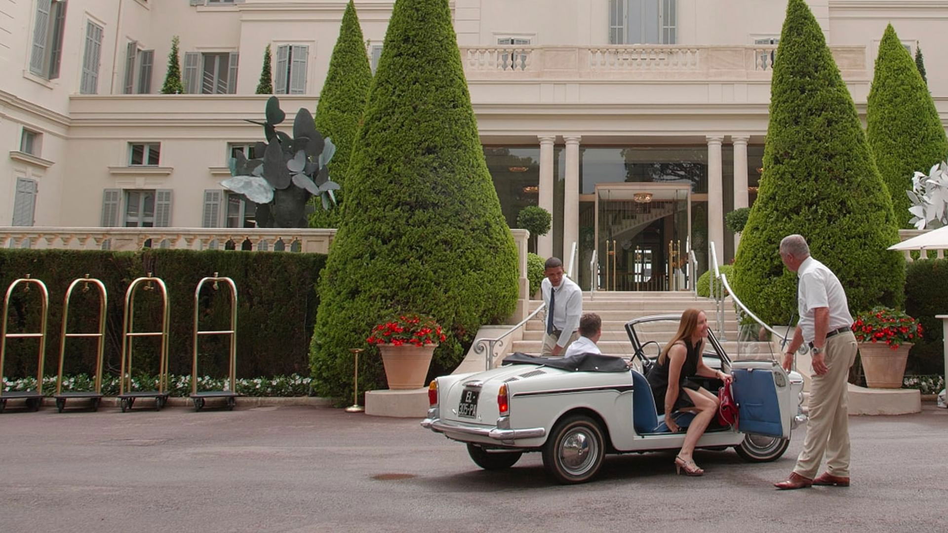 Backdrop for Mythos Côte d'Azur - Liebe, Luxus, Leidenschaft