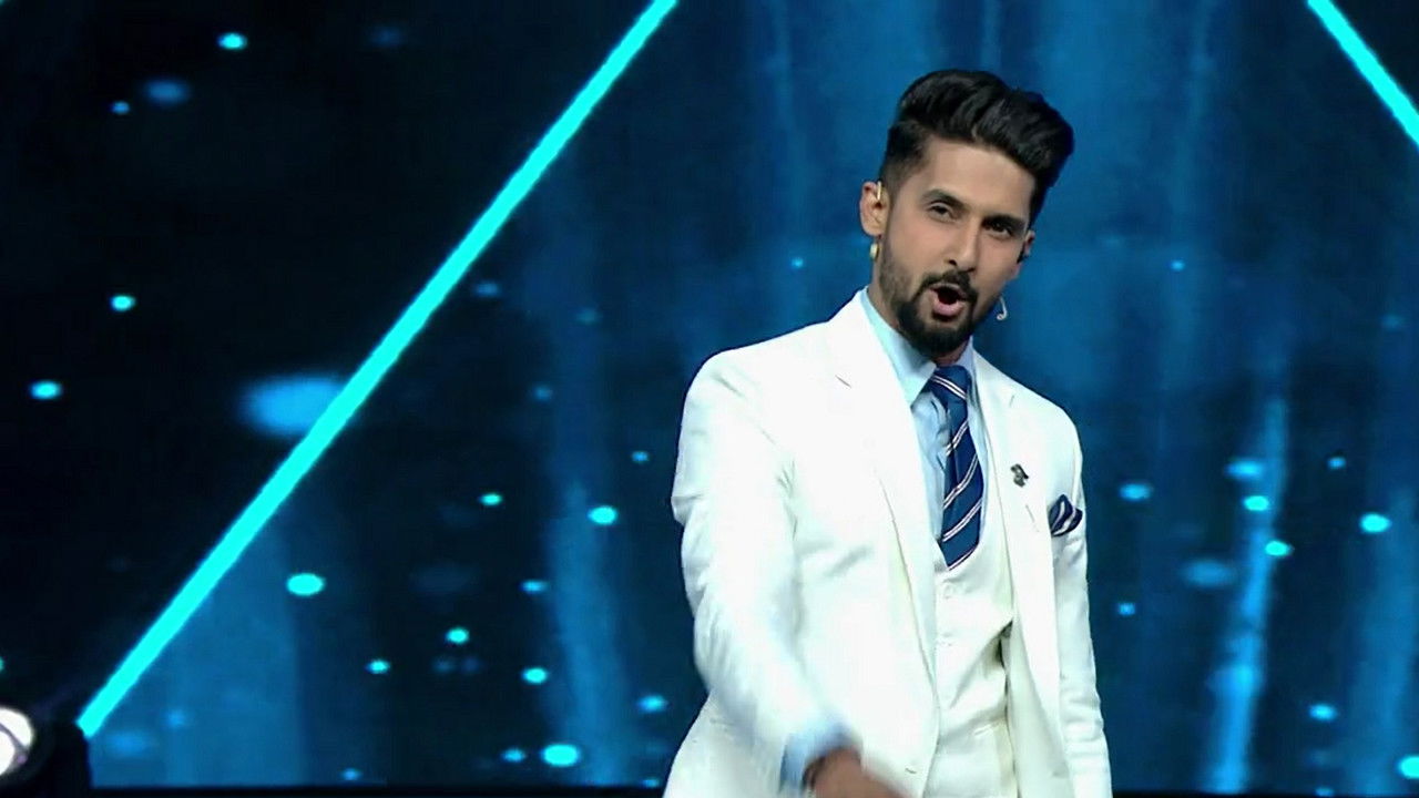 Backdrop for Sa Re Ga Ma Pa L'il Champs