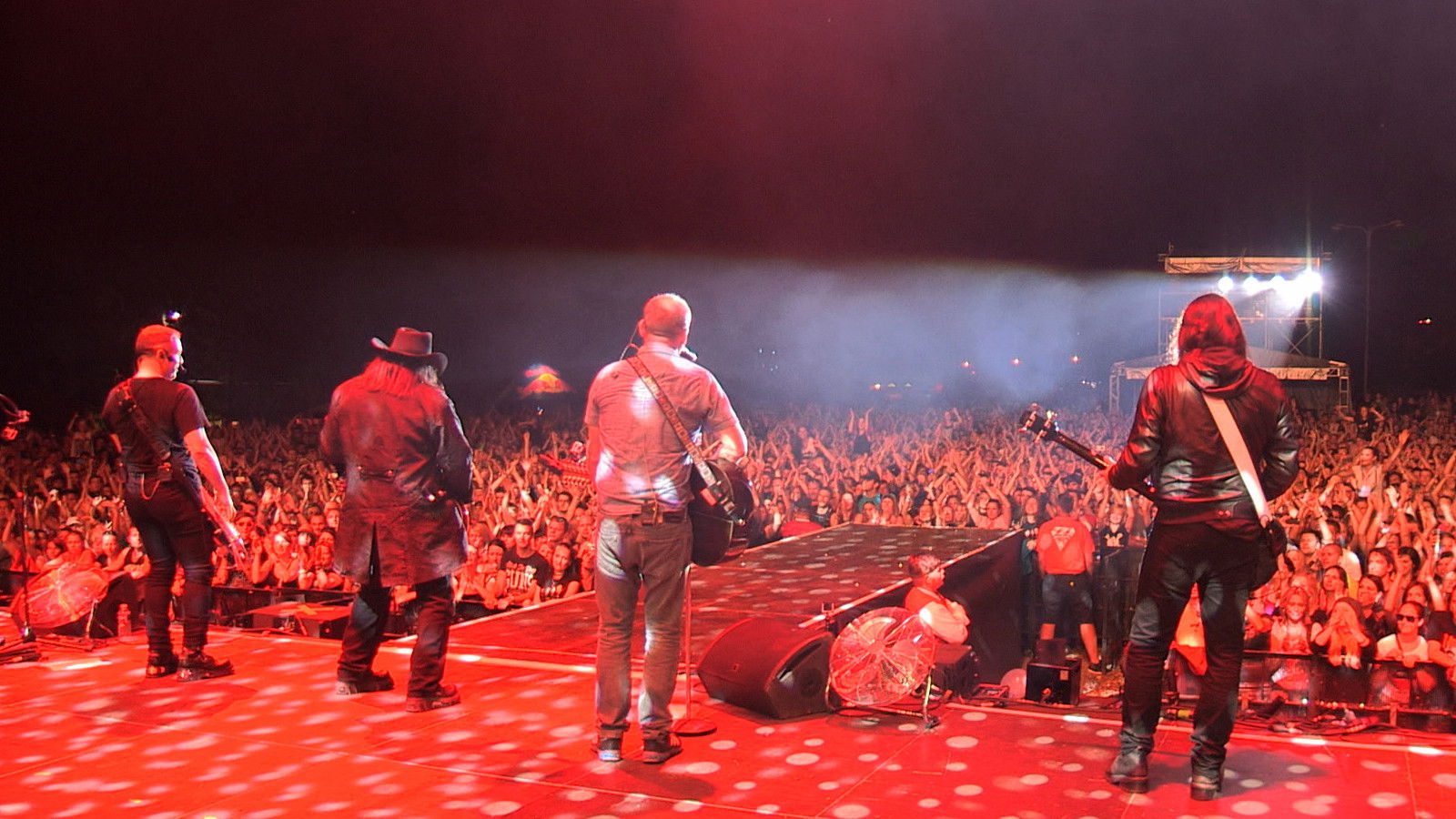 Backdrop for Lucie: Příběh jedný kapely