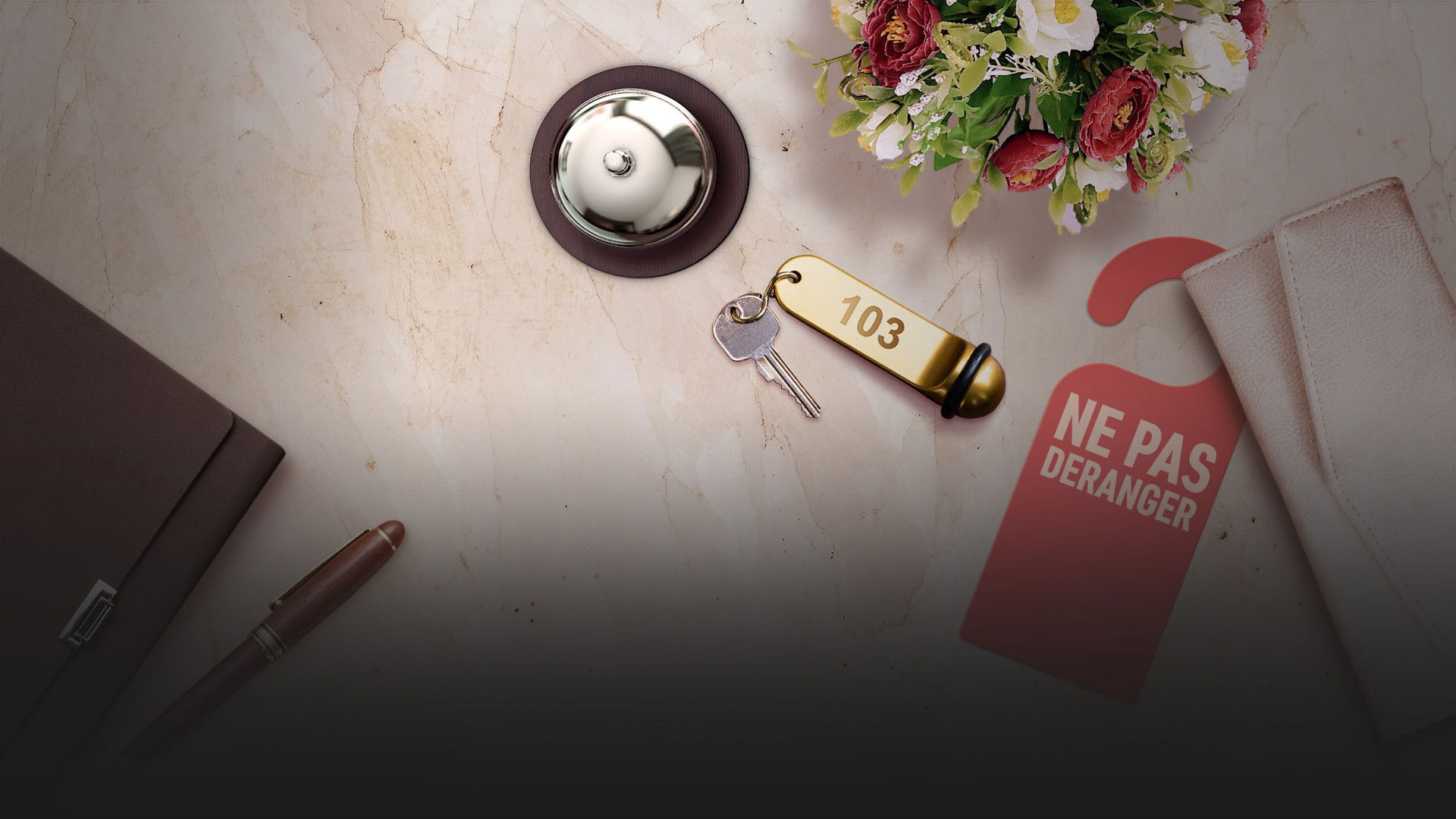 Backdrop for Bienvenue à l'hôtel