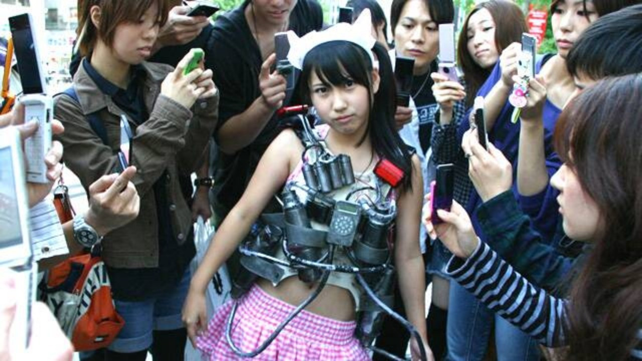 Backdrop for Idol Bomb