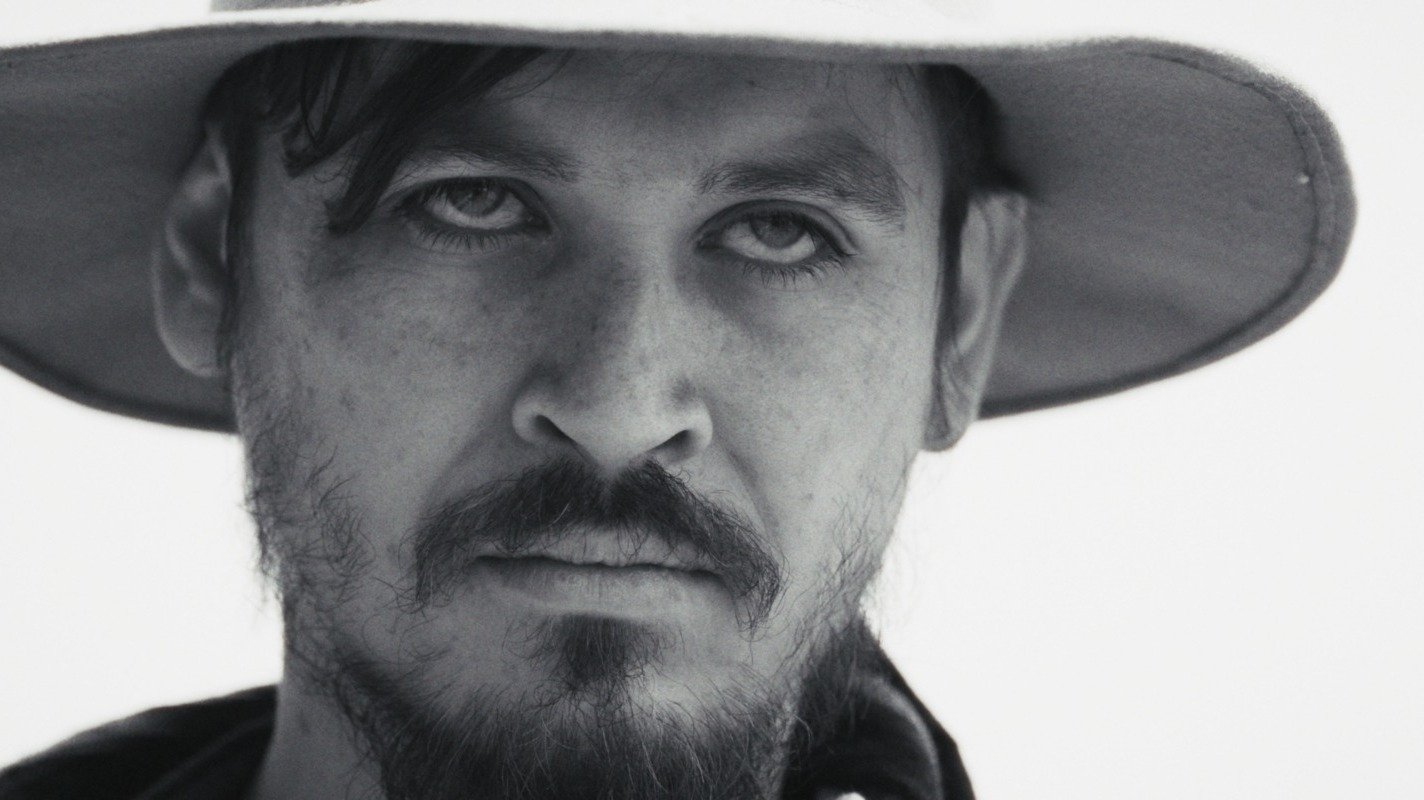 Backdrop for El sonido de las moscas