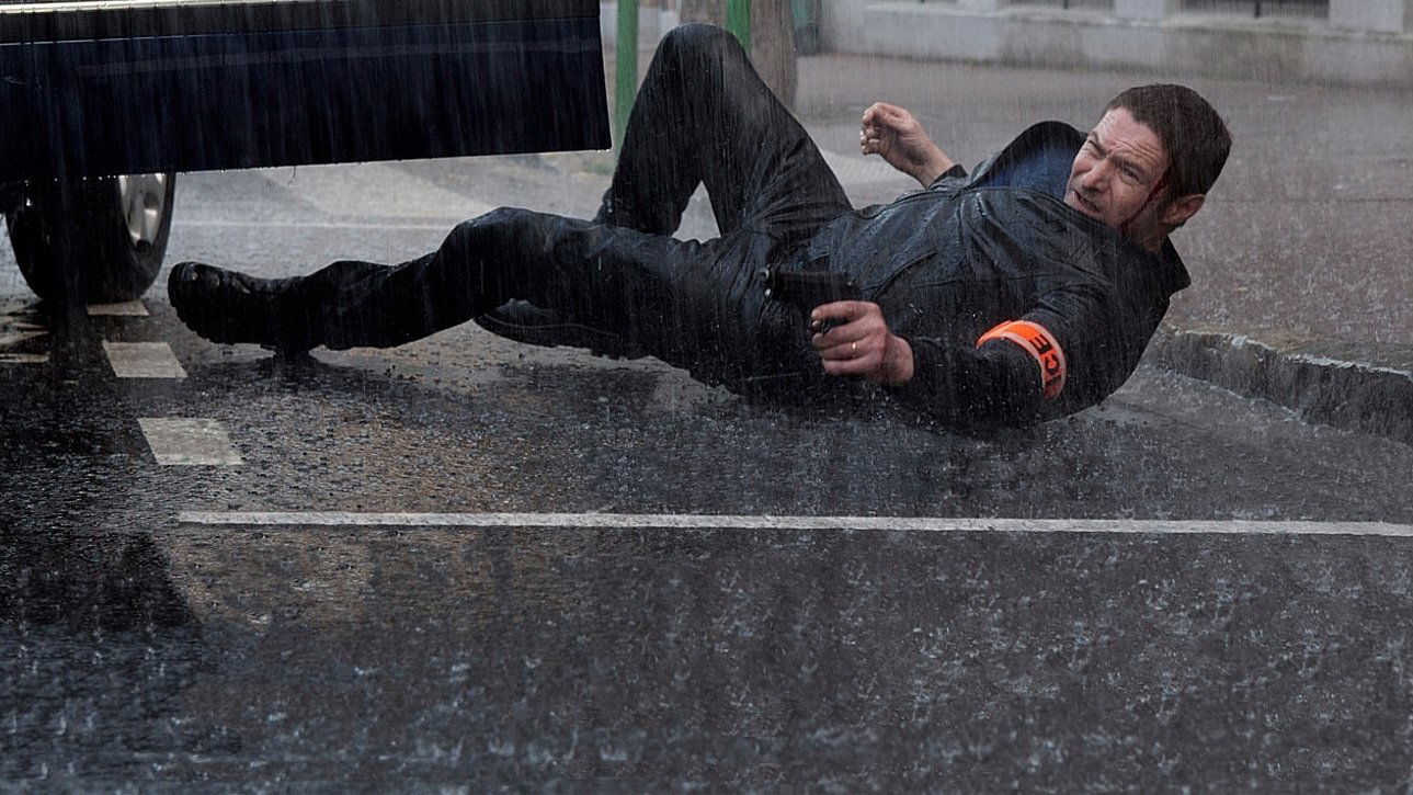 Backdrop for Borderline