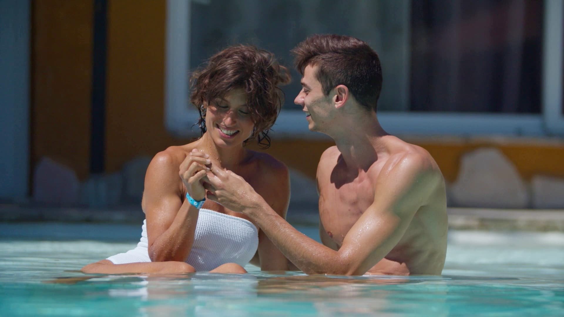 Backdrop for Housemates 4: The Clinic