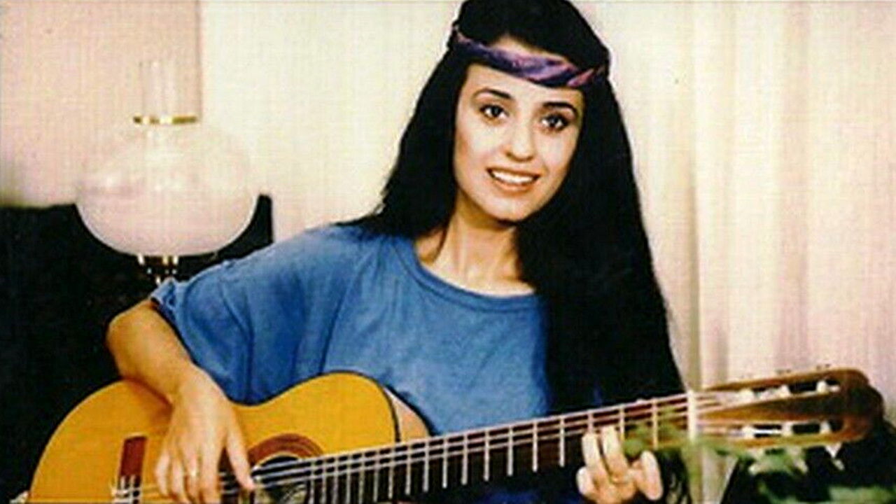 Backdrop for Ο καπιταλίστας και η τραγουδίστρια