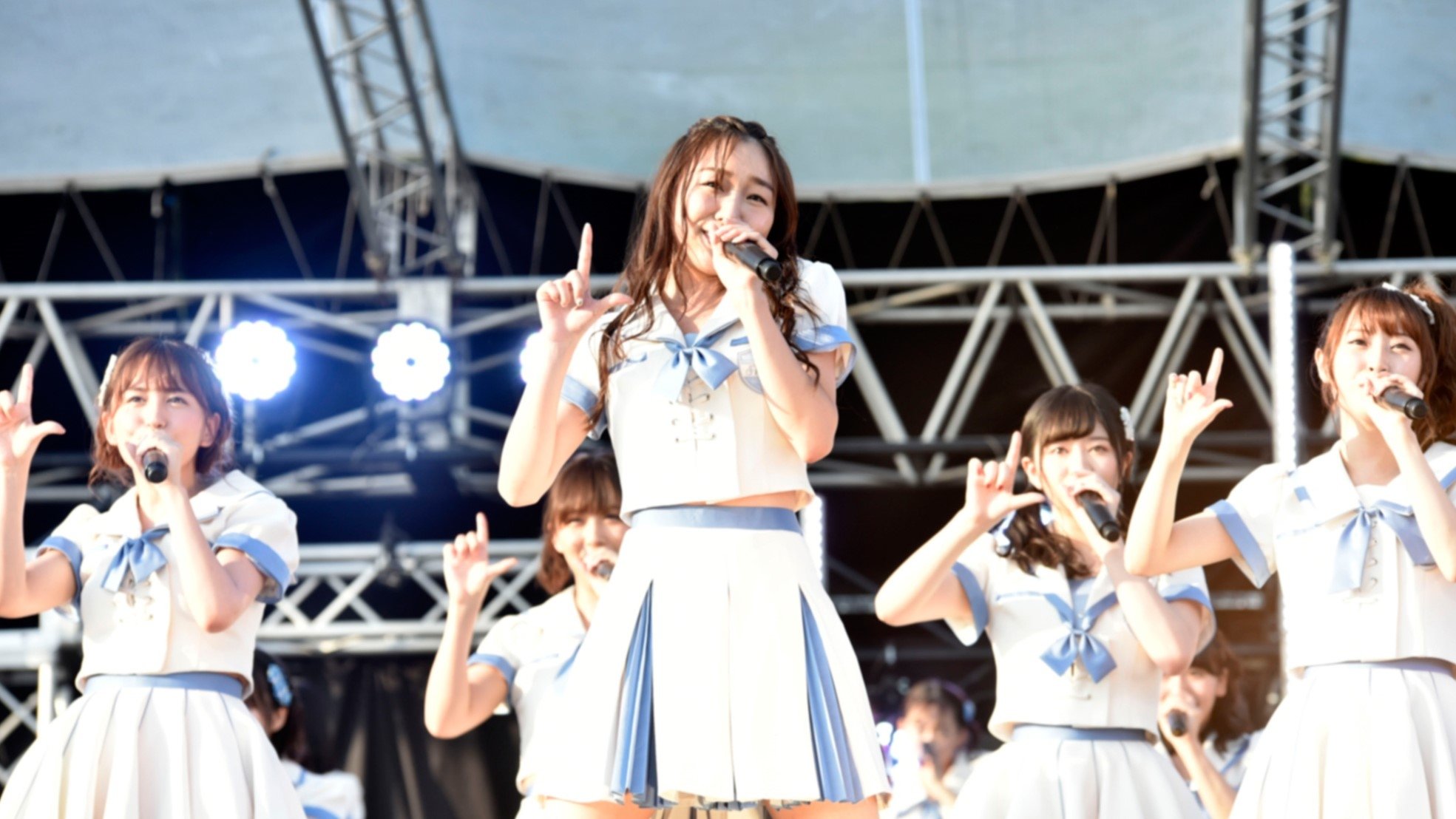 Backdrop for Documentary Movie: Idol