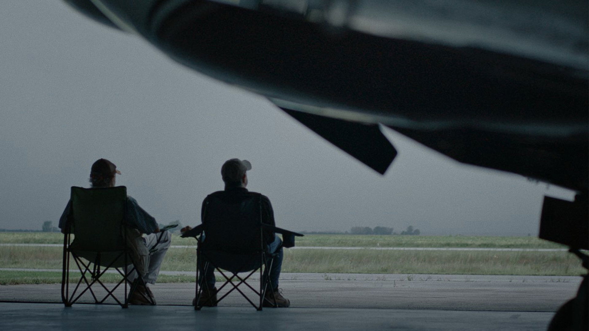 Backdrop for Les ailes