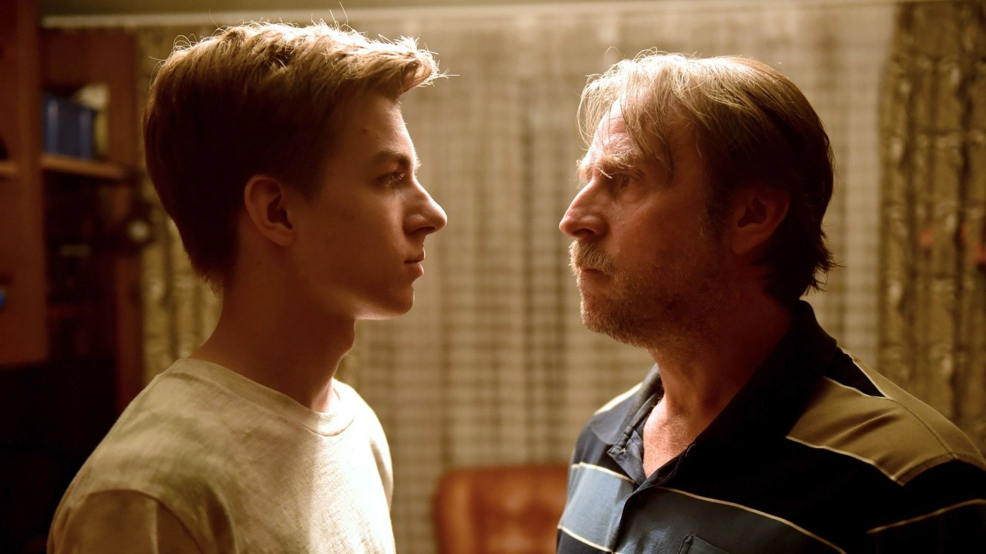 Backdrop for Geliefert