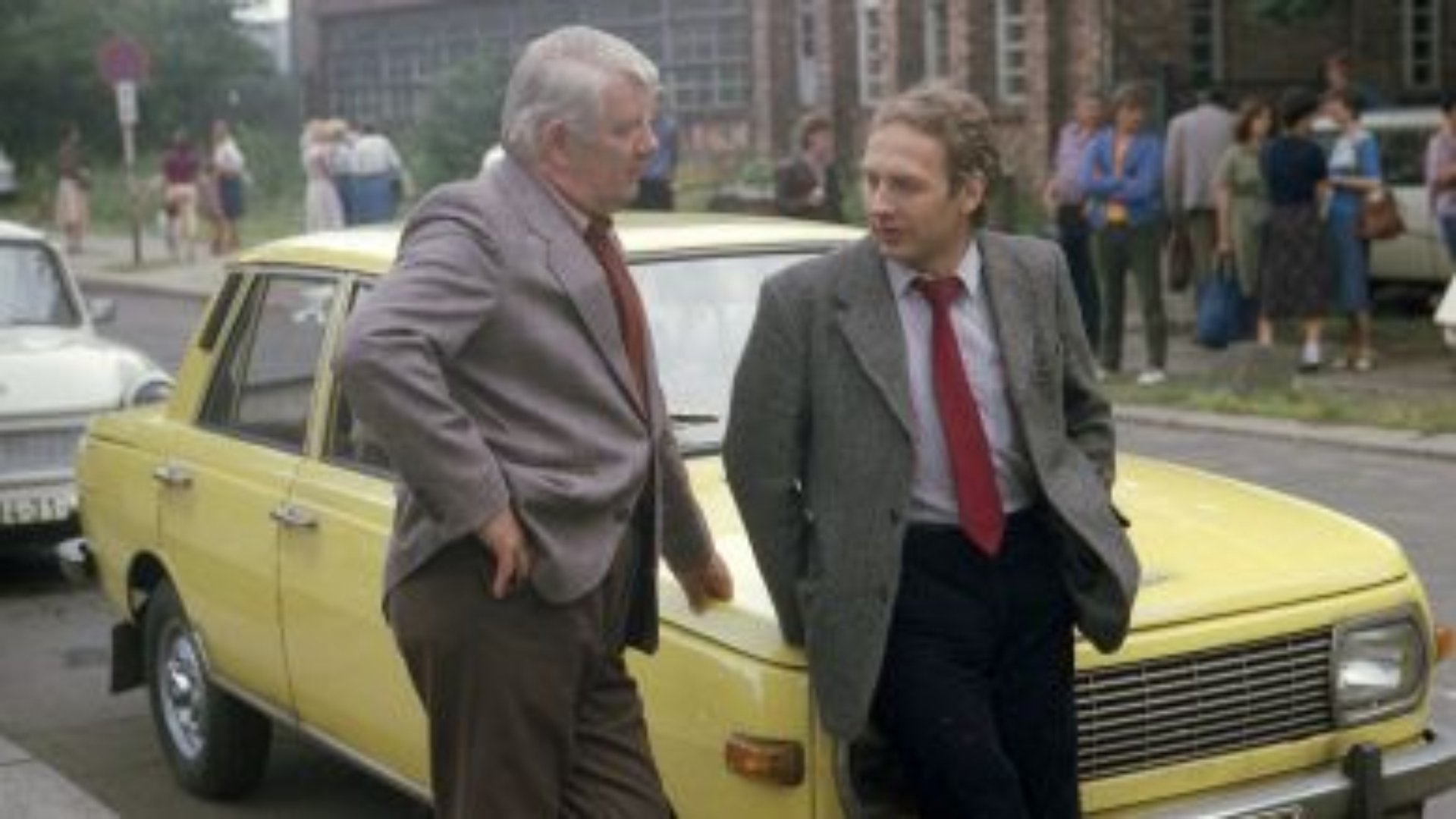 Backdrop for Die lieben Luder