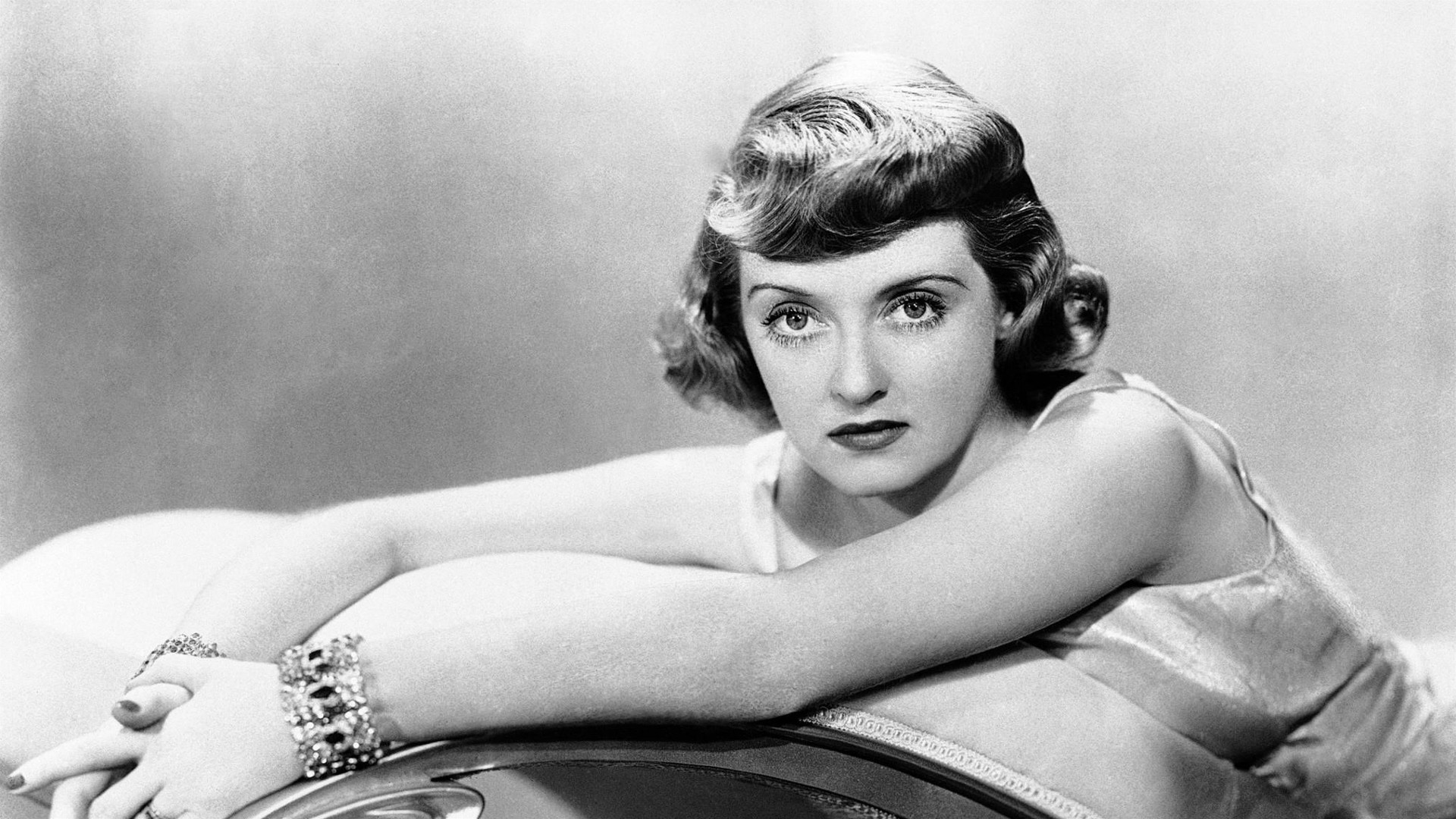 Backdrop for Stardust: The Bette Davis Story