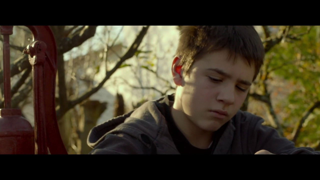 Backdrop for Hojas verdes de otoño