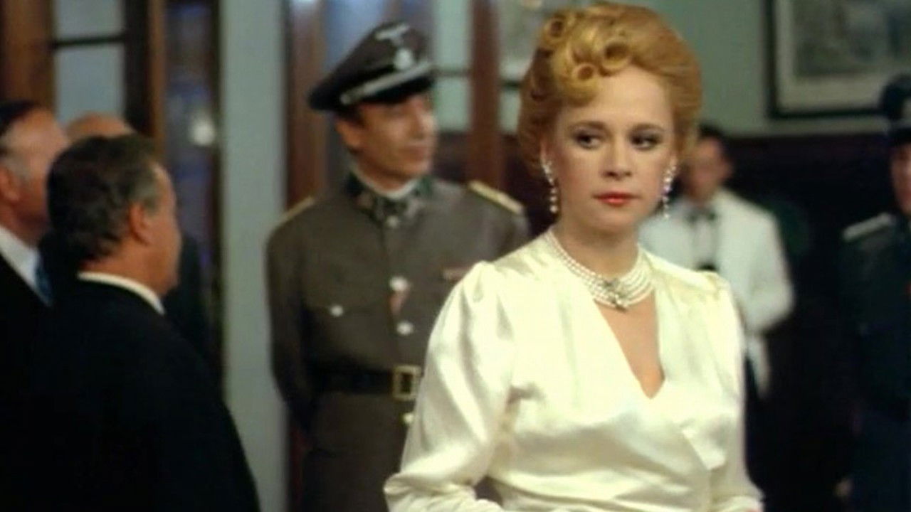 Backdrop for Nelly, the Spy