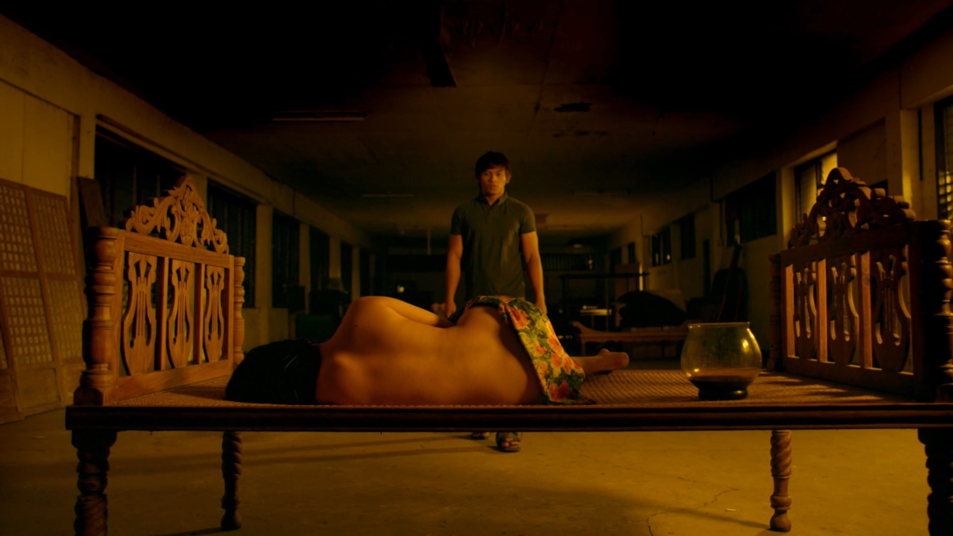 Backdrop for Hindi Tao Hindi Hayop