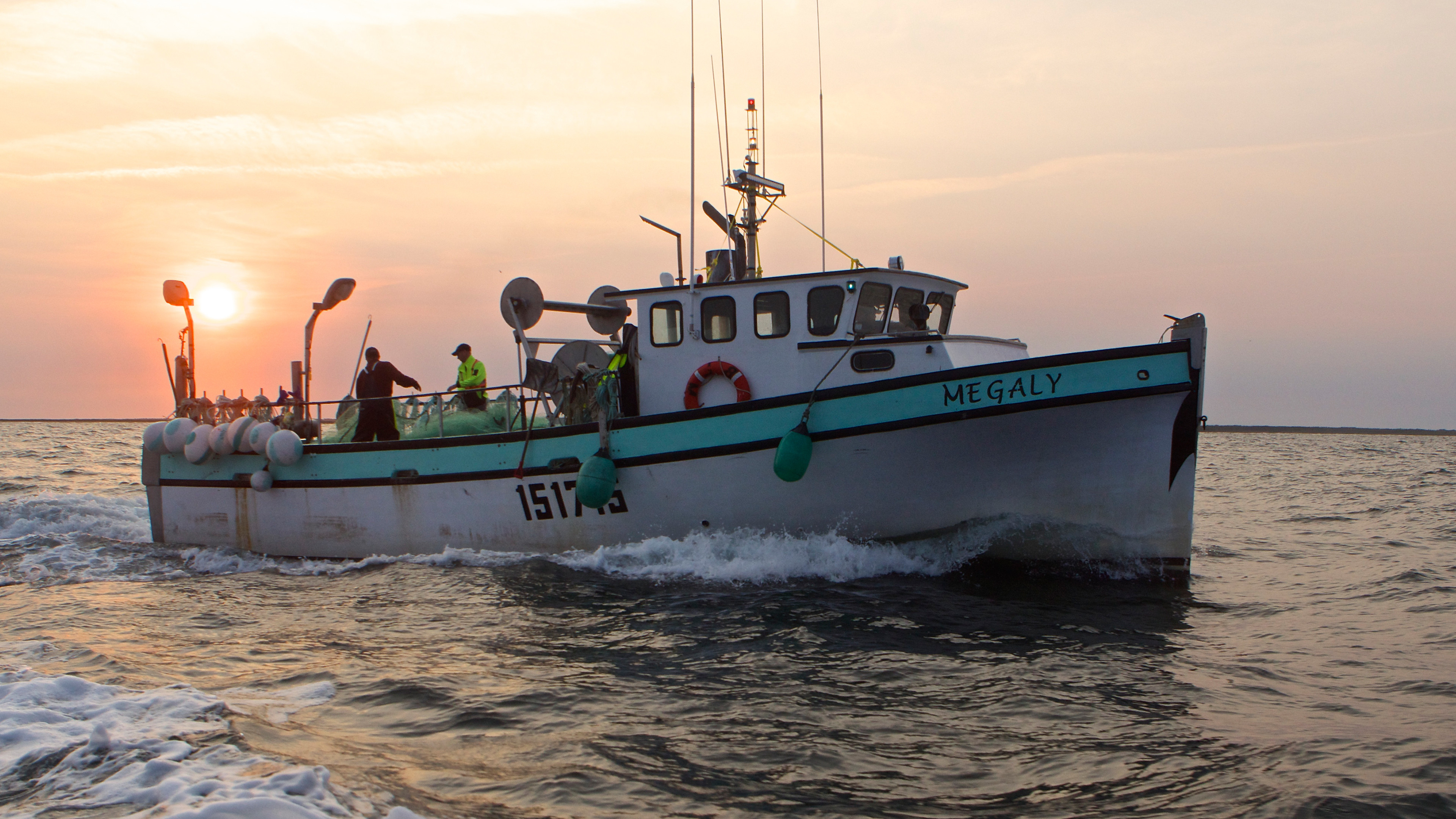 Backdrop for La pêche maudite