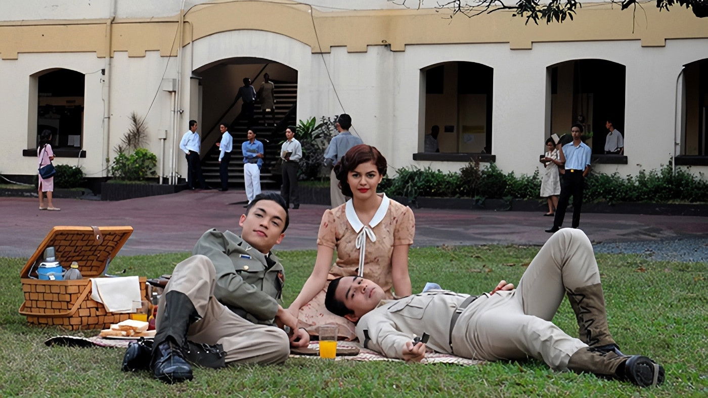 Backdrop for Gravity