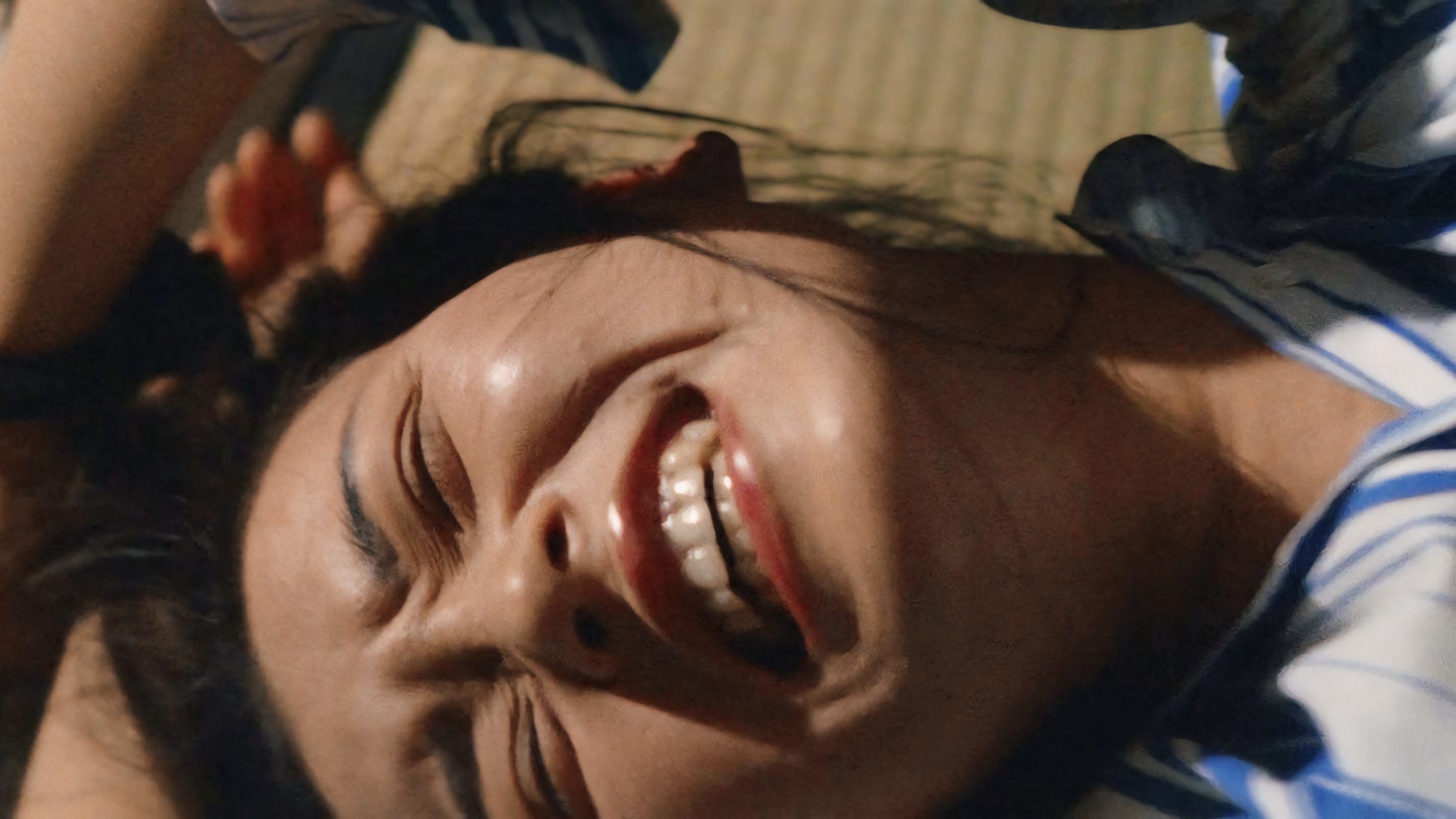 Backdrop for New Wife: Screaming!