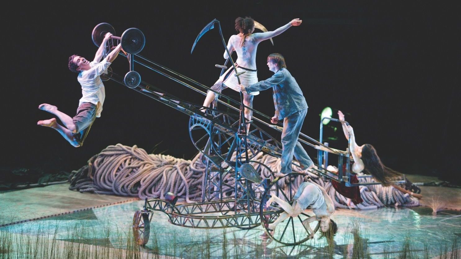 Backdrop for Au revoir parapluie