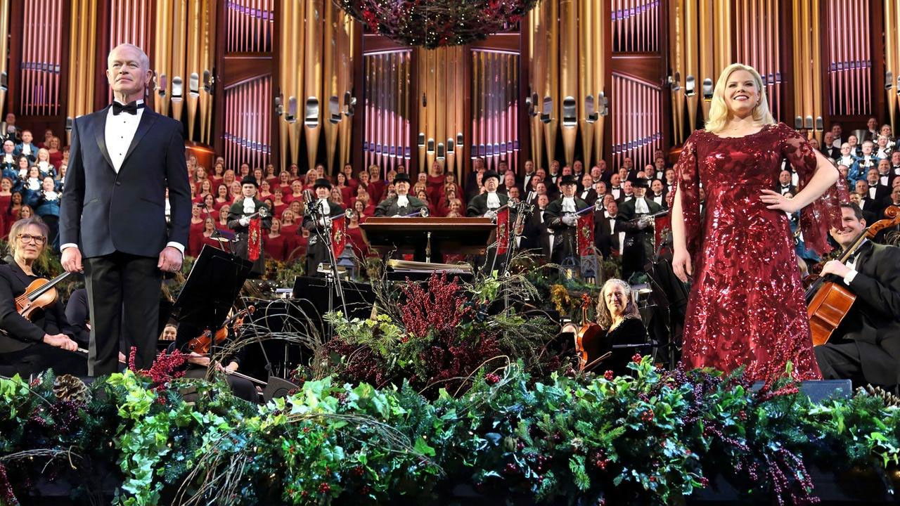 Backdrop for O Holy Night: Christmas with The Tabernacle Choir