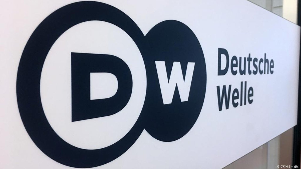 Backdrop for DW Documentary