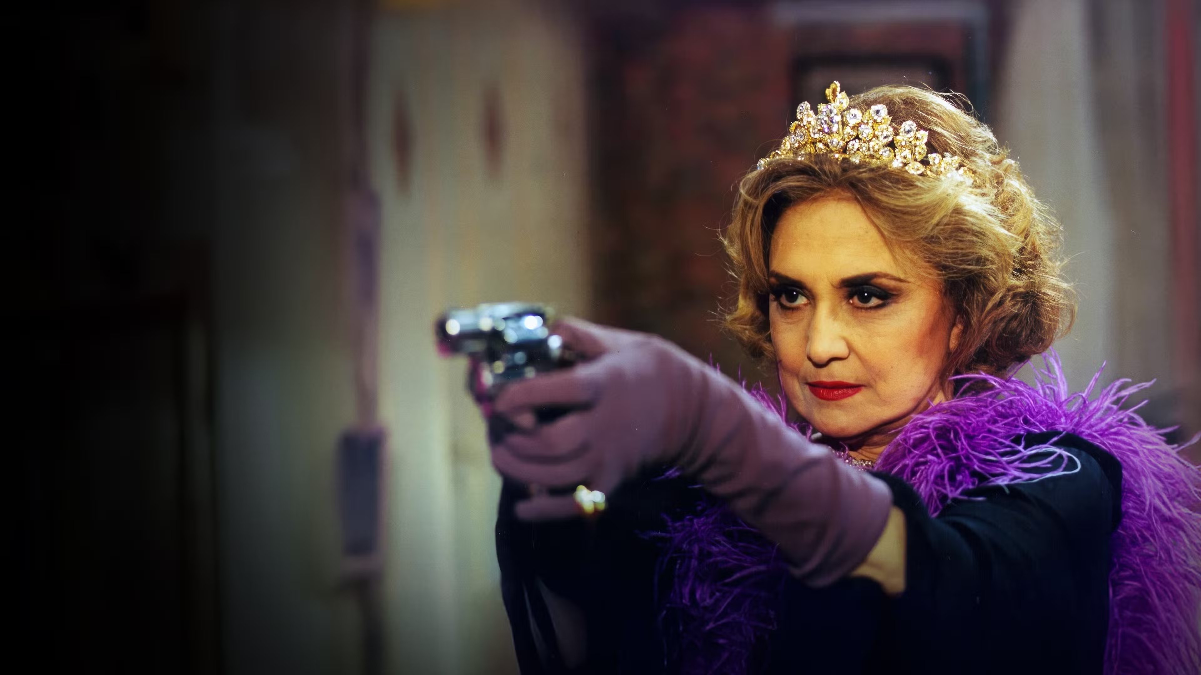 Backdrop for A Indomada