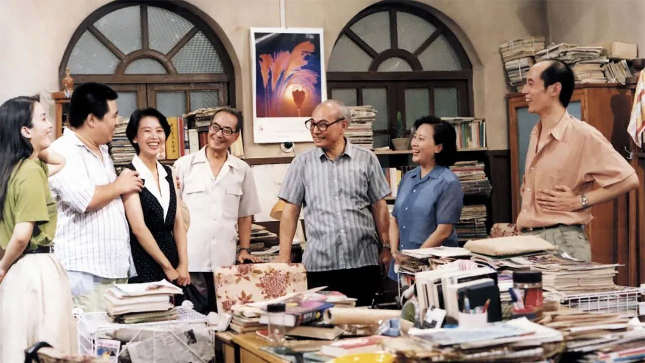 Backdrop for Stories of an Editorial Board