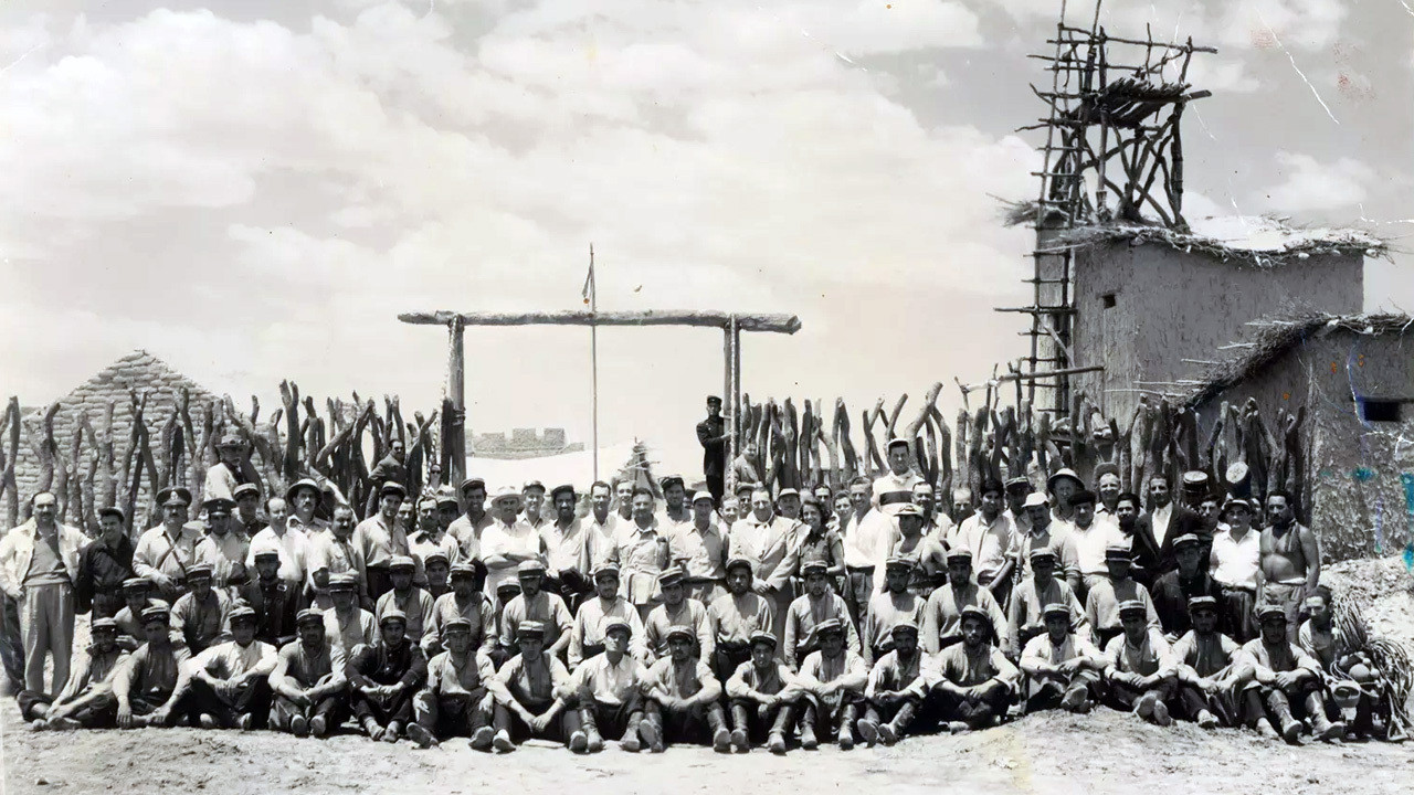 Backdrop for Lindor Covas, el cimarrón