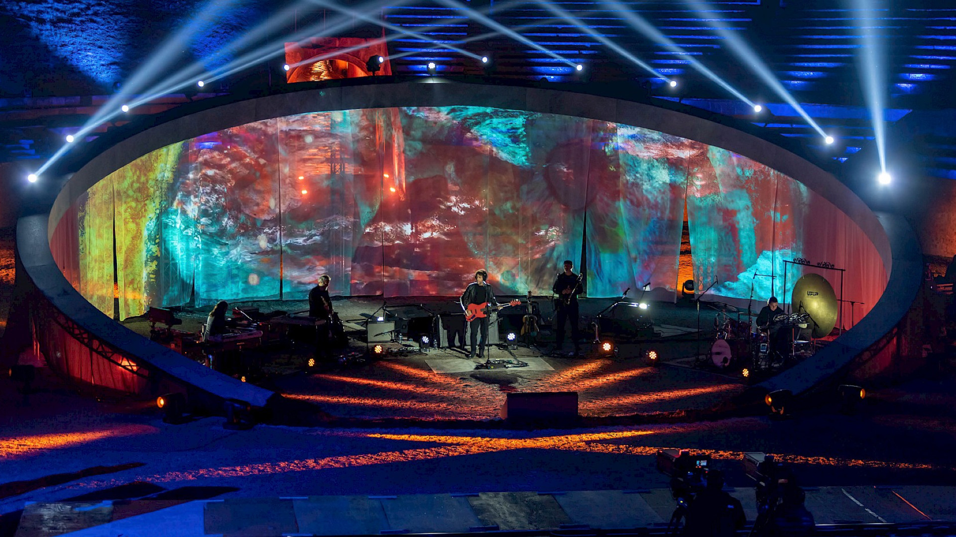 Backdrop for Pompeii Echoes - Max Gazzè