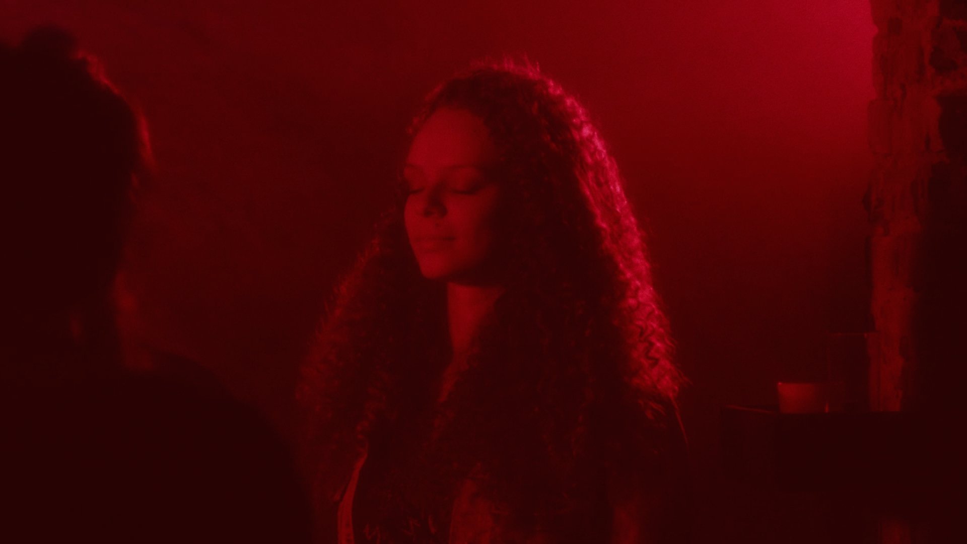 Backdrop for Bia Mais Um