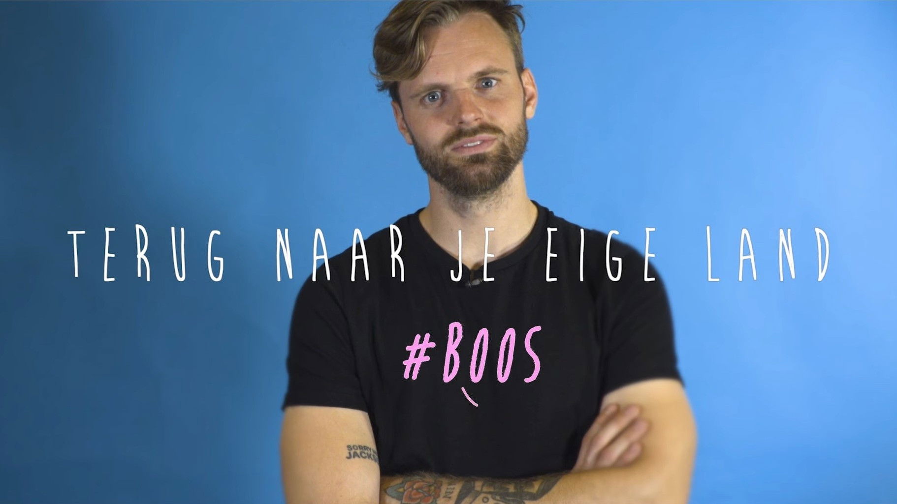 Backdrop for #BOOS DOCU: Terug naar eigen land.