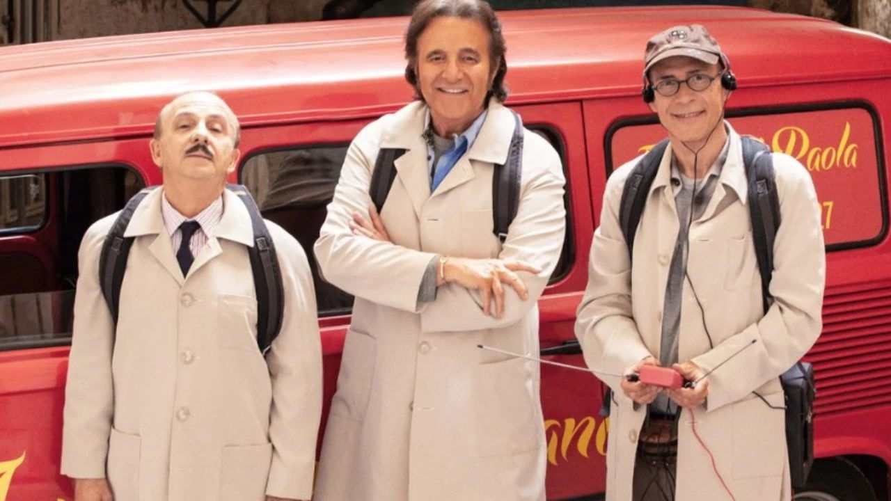 Backdrop for Sono solo fantasmi