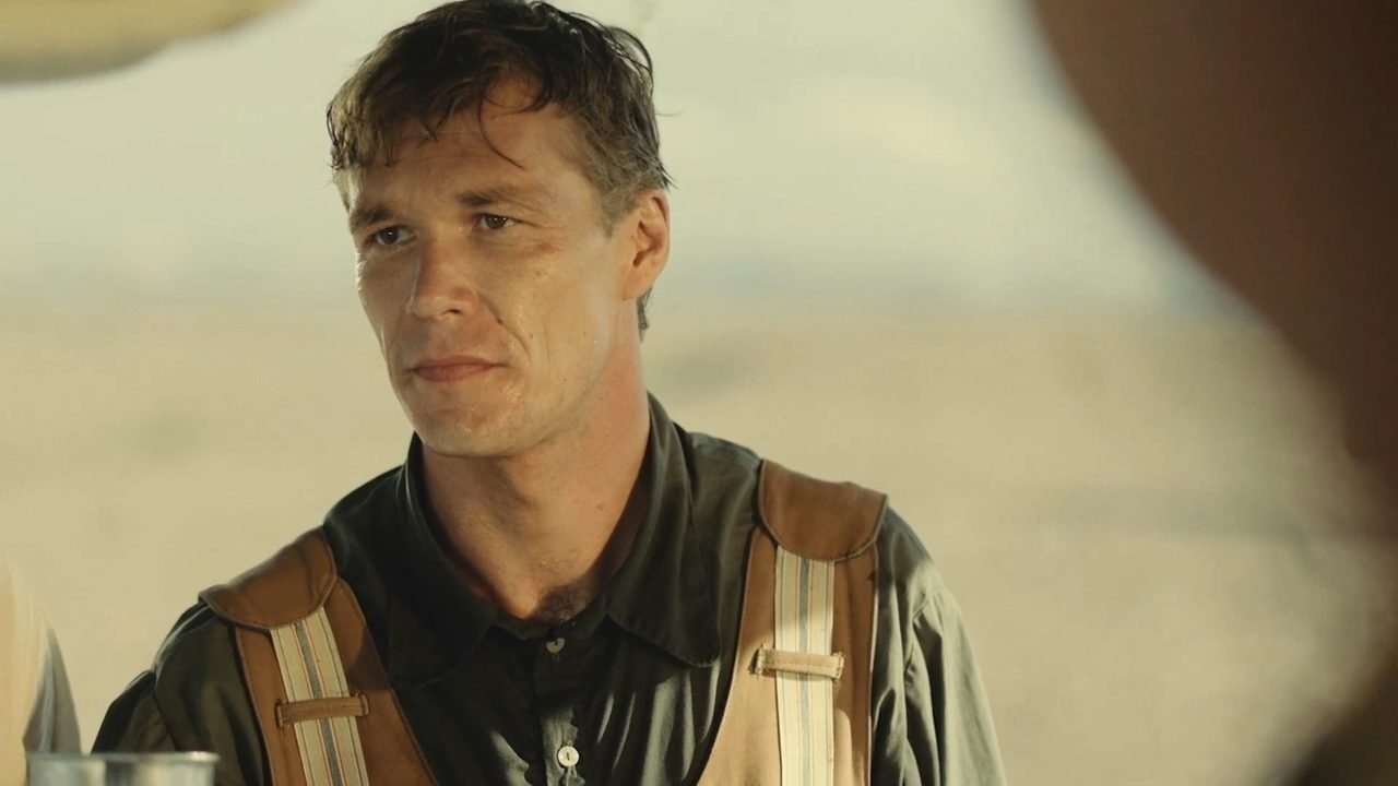 Backdrop for Обгоняя время