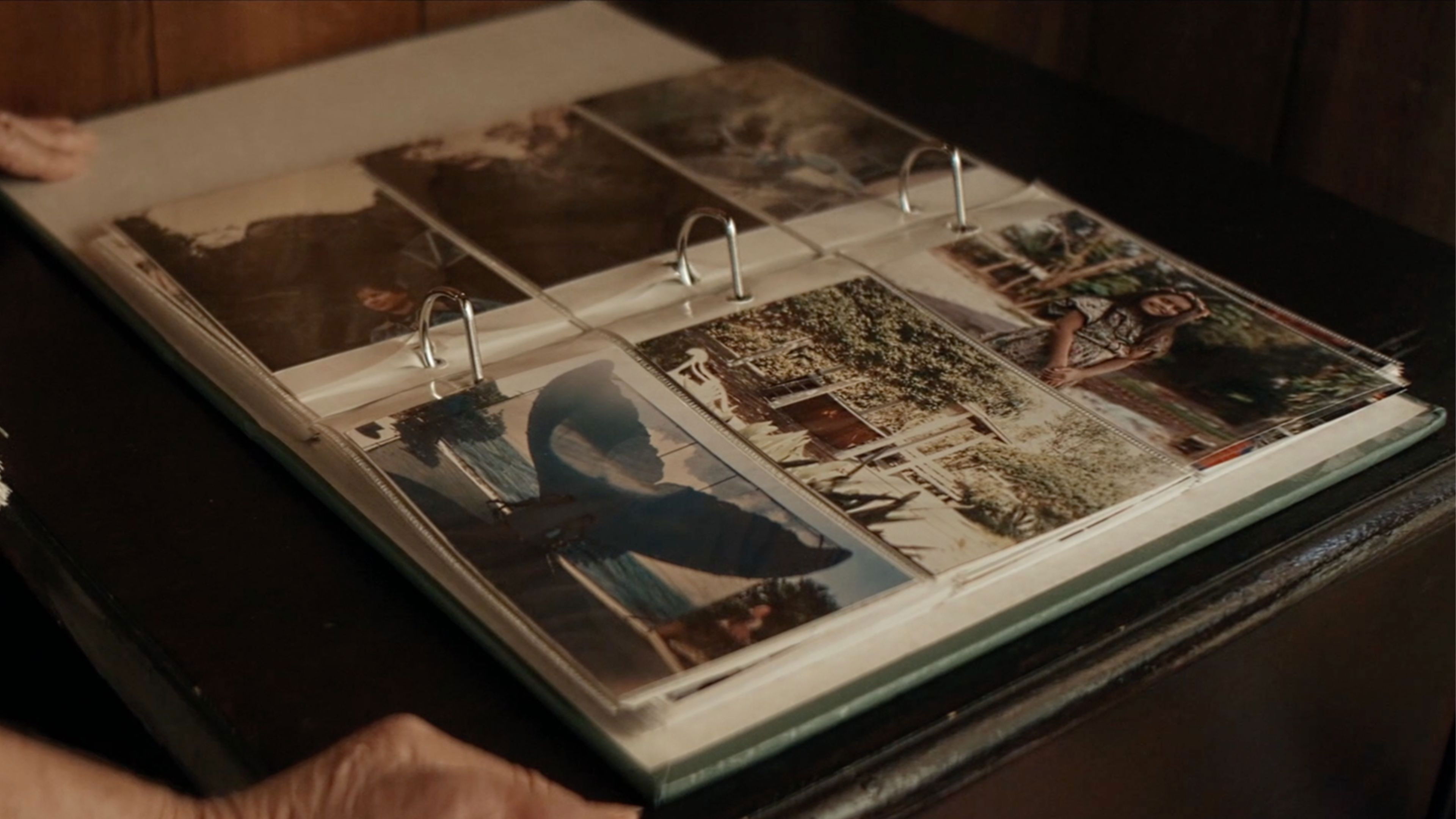 Backdrop for La Última Memoria