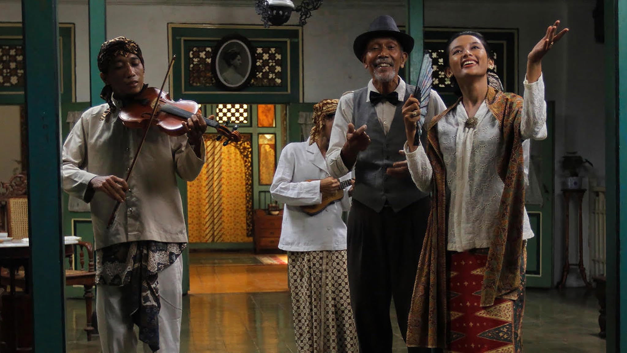 Backdrop for Nyai: A Woman from Java