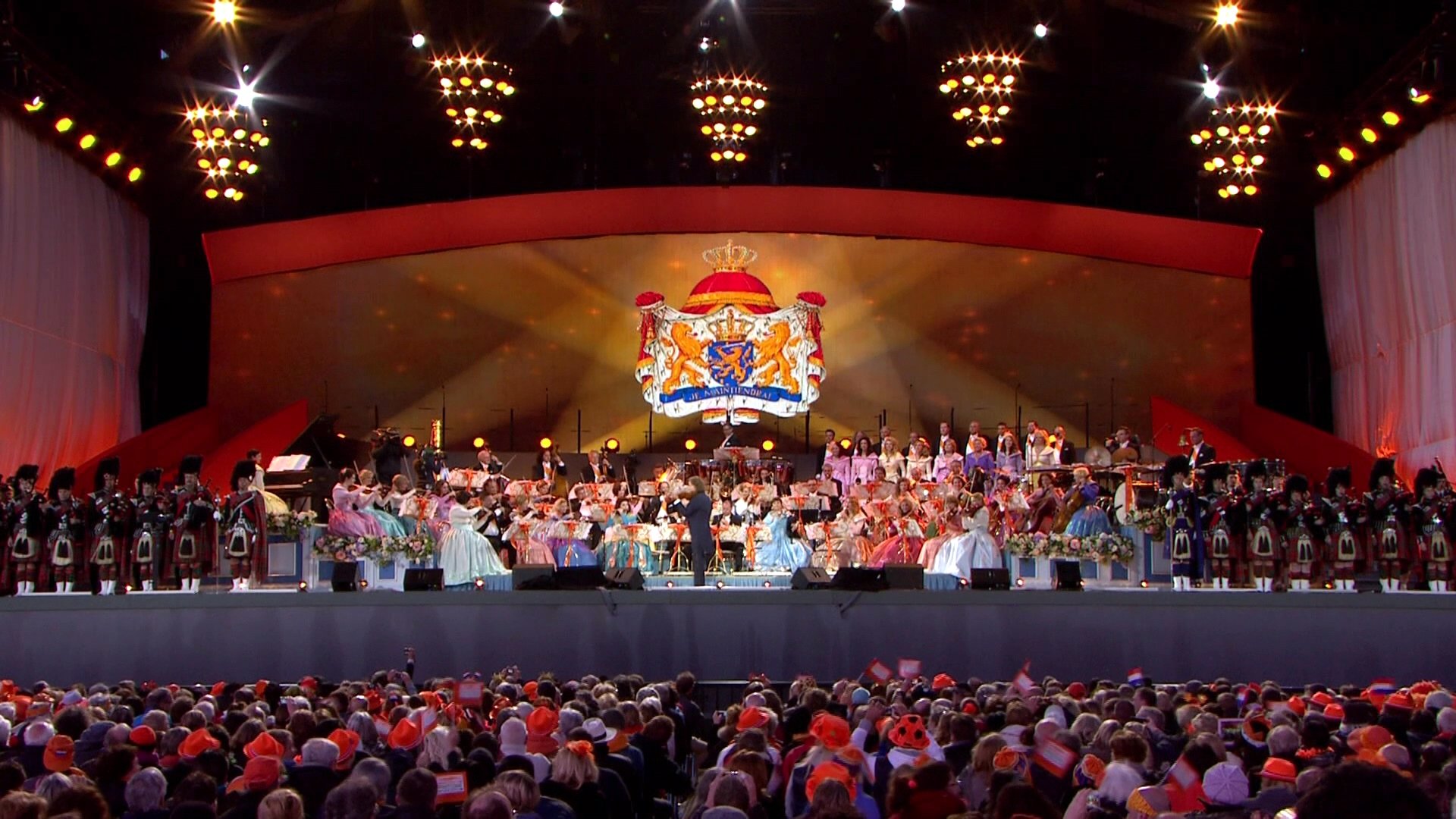 Backdrop for Andre Rieu : Coronation Concert