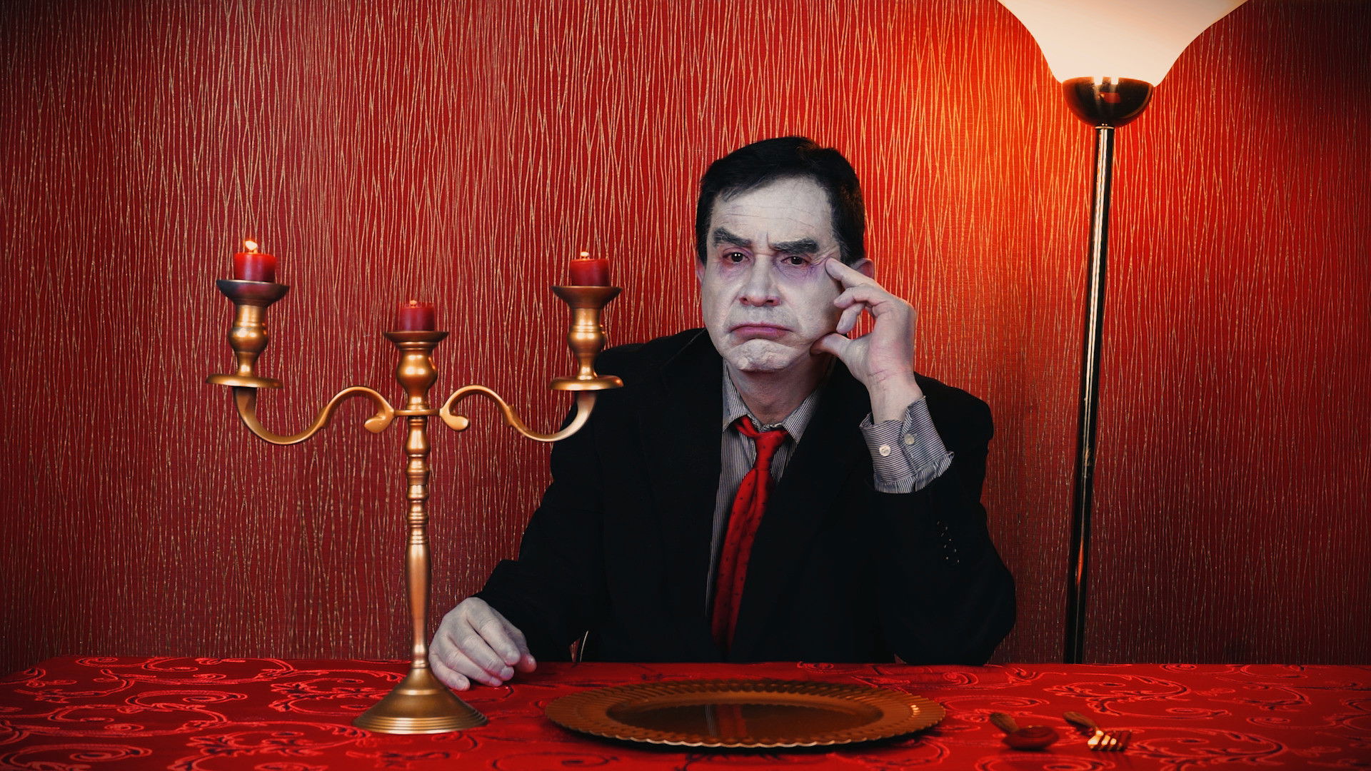 Backdrop for Gastronomic guide for curious palates