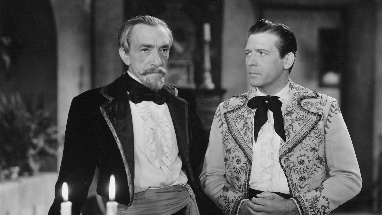 Backdrop for Gun to Gun