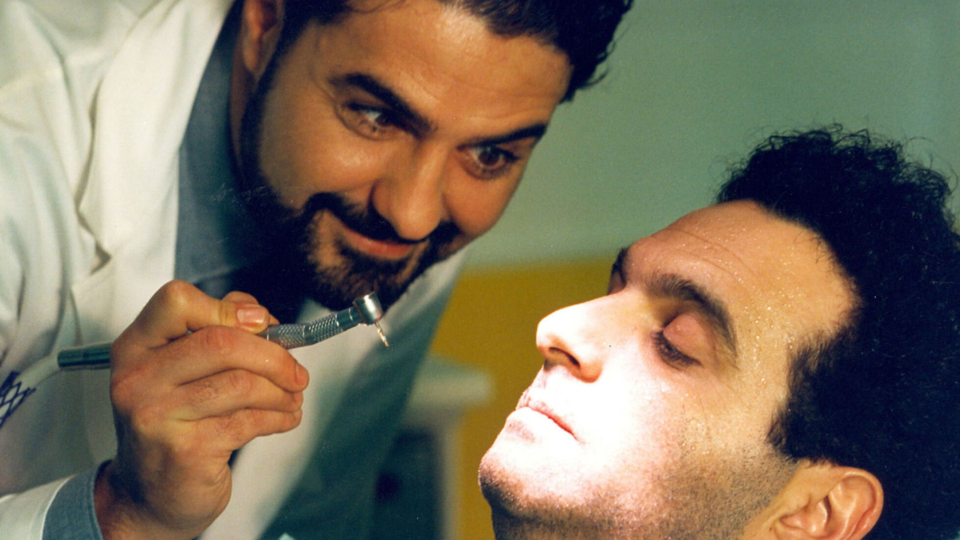 Backdrop for Finalmente soli