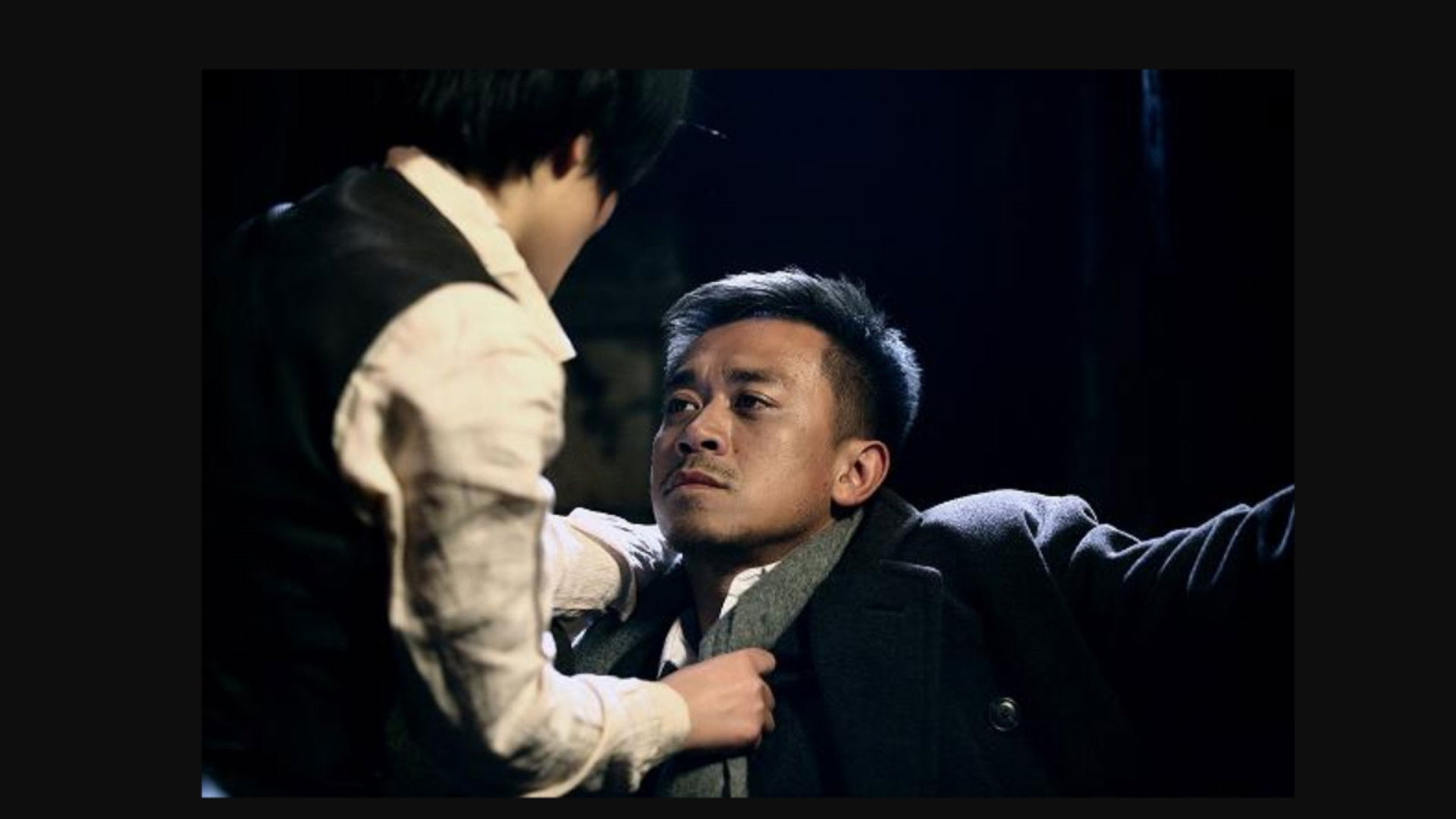 Backdrop for 暗红1936