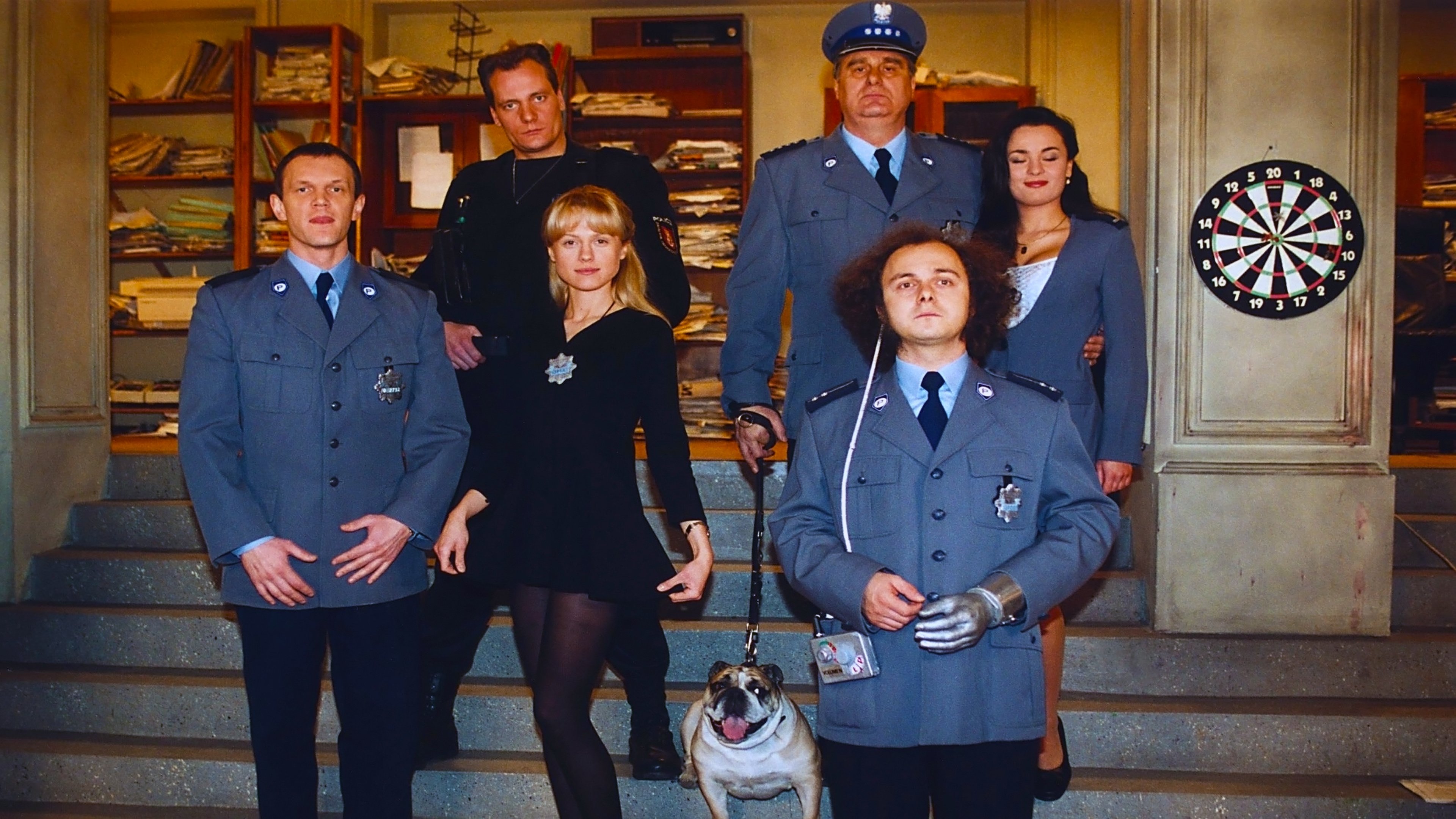 Backdrop for 13 posterunek