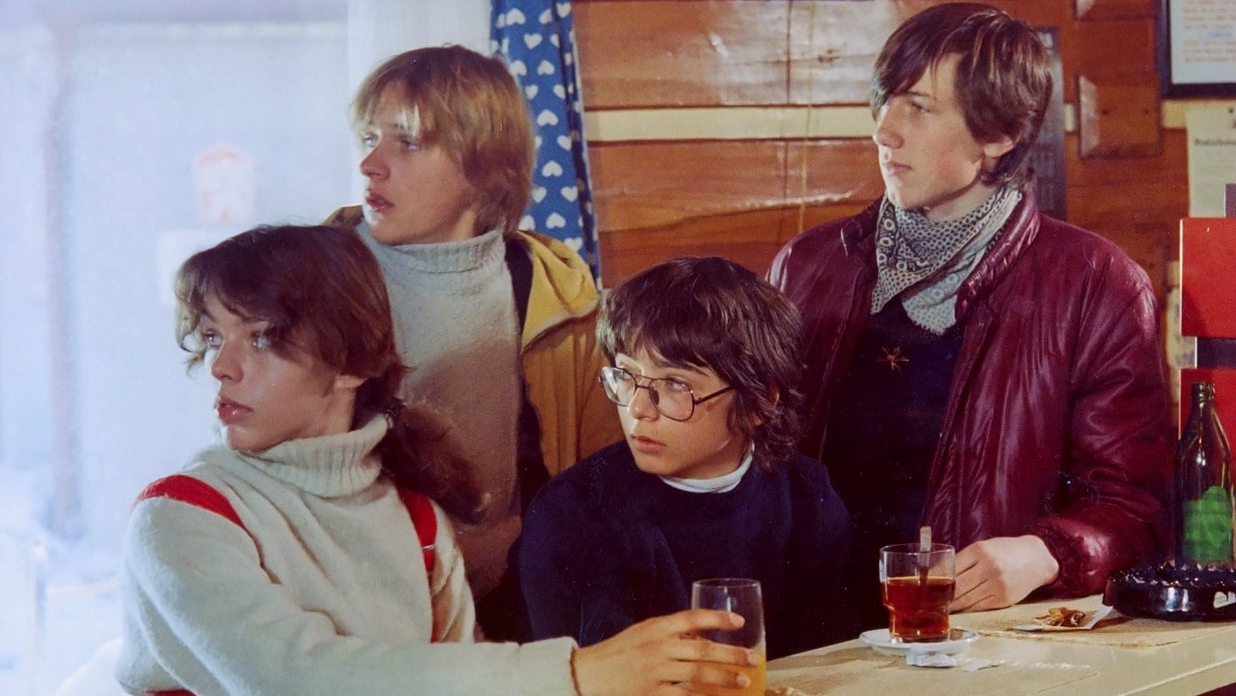 Backdrop for Snowdrops and Aces