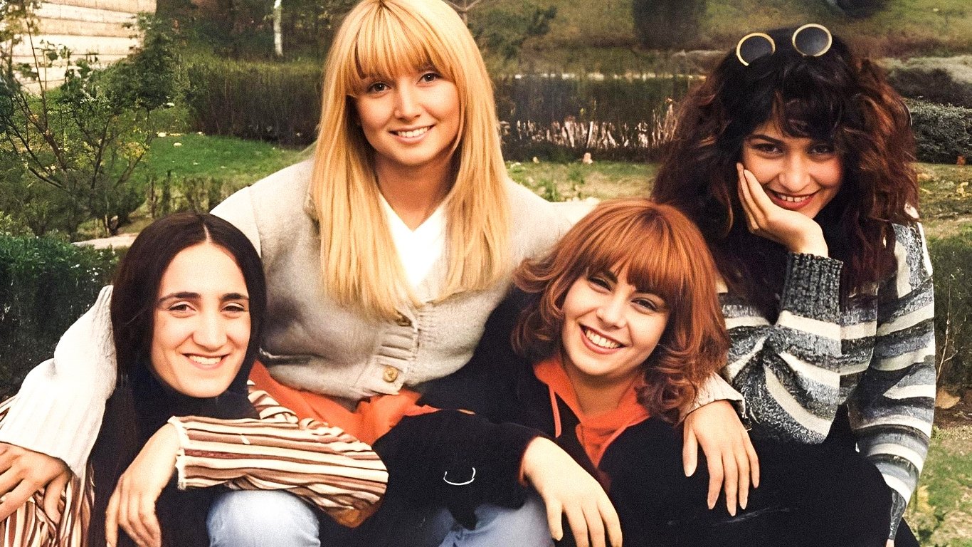 Backdrop for Çılgın Bediş