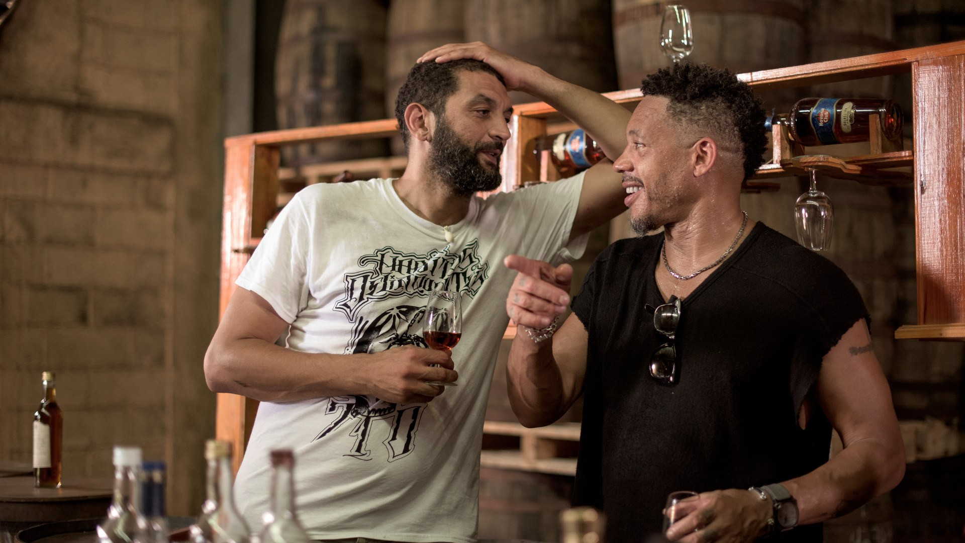 Backdrop for La route de la soif