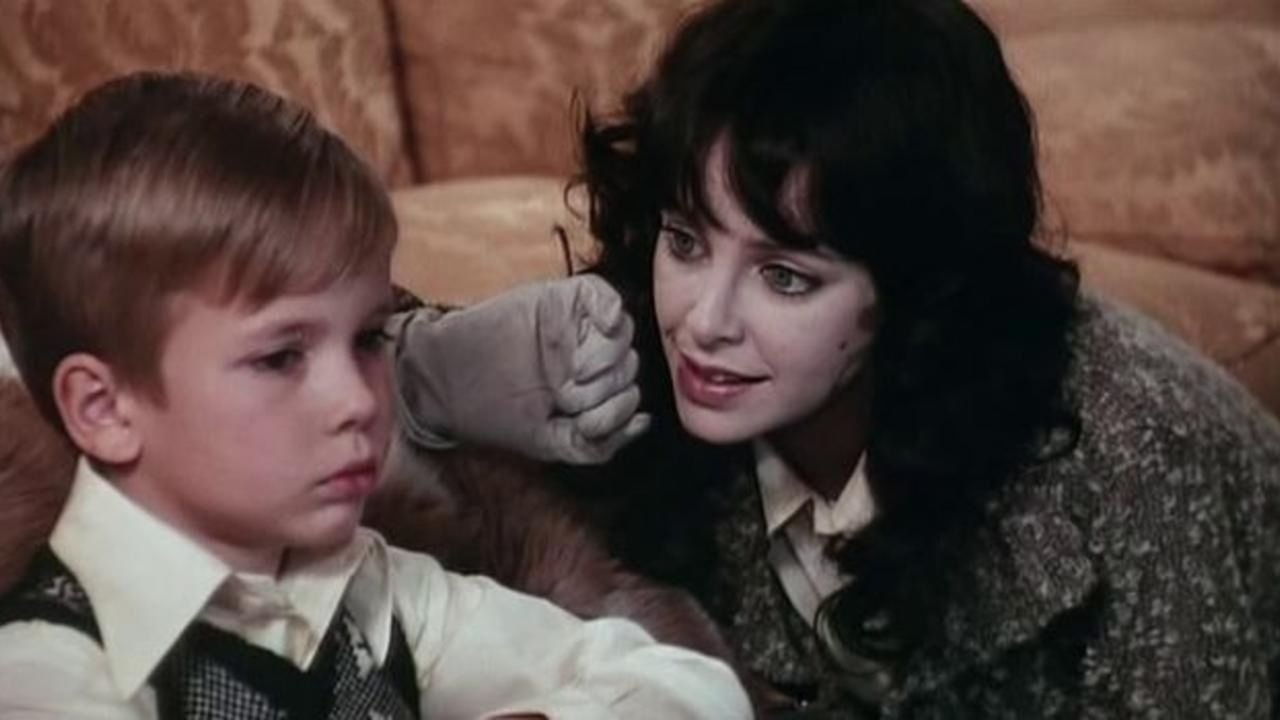 Backdrop for The Baby Sitter