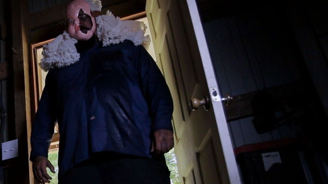 Backdrop for Crinoline Head