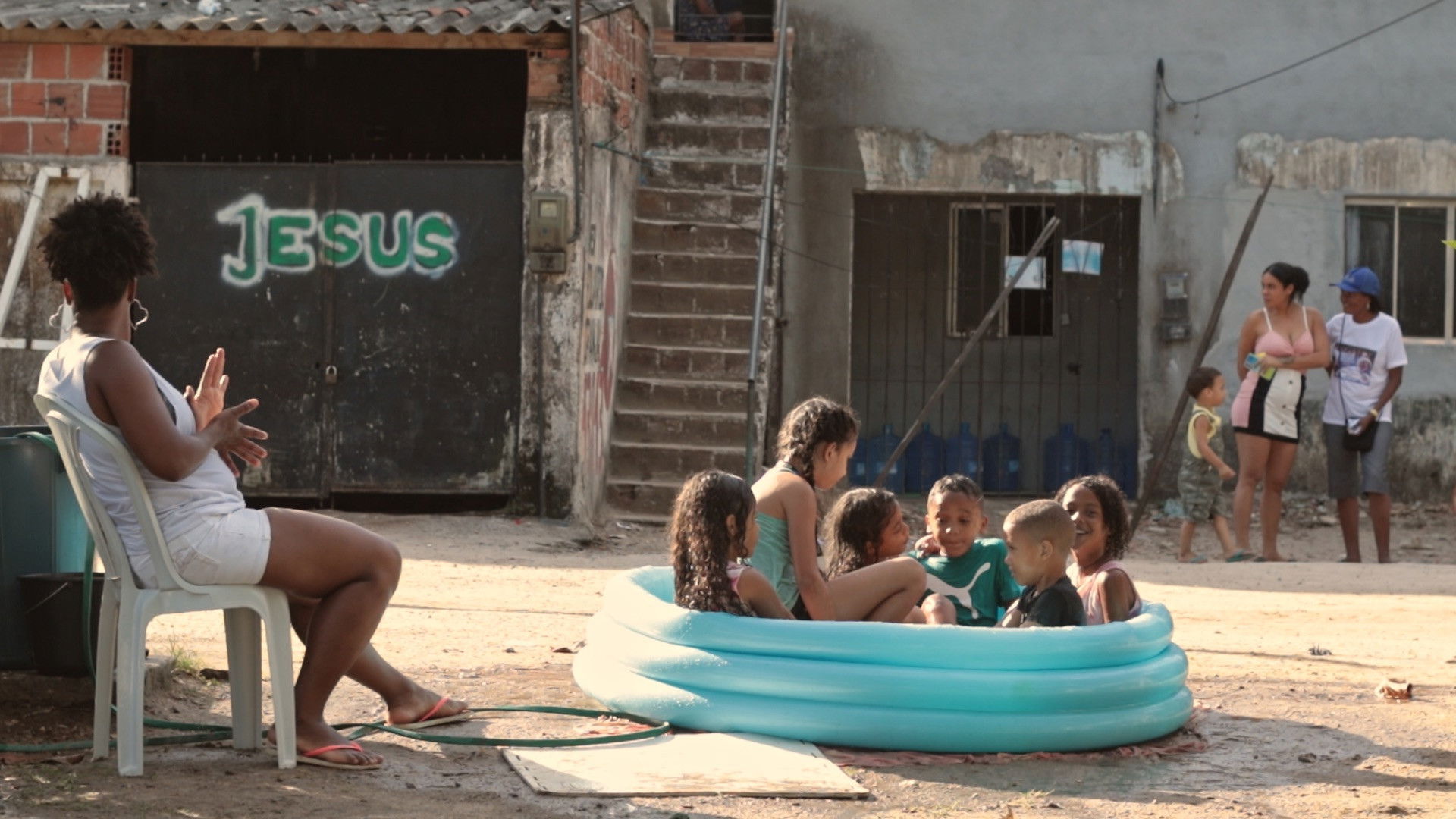 Backdrop for Entre o Rio e a Praça