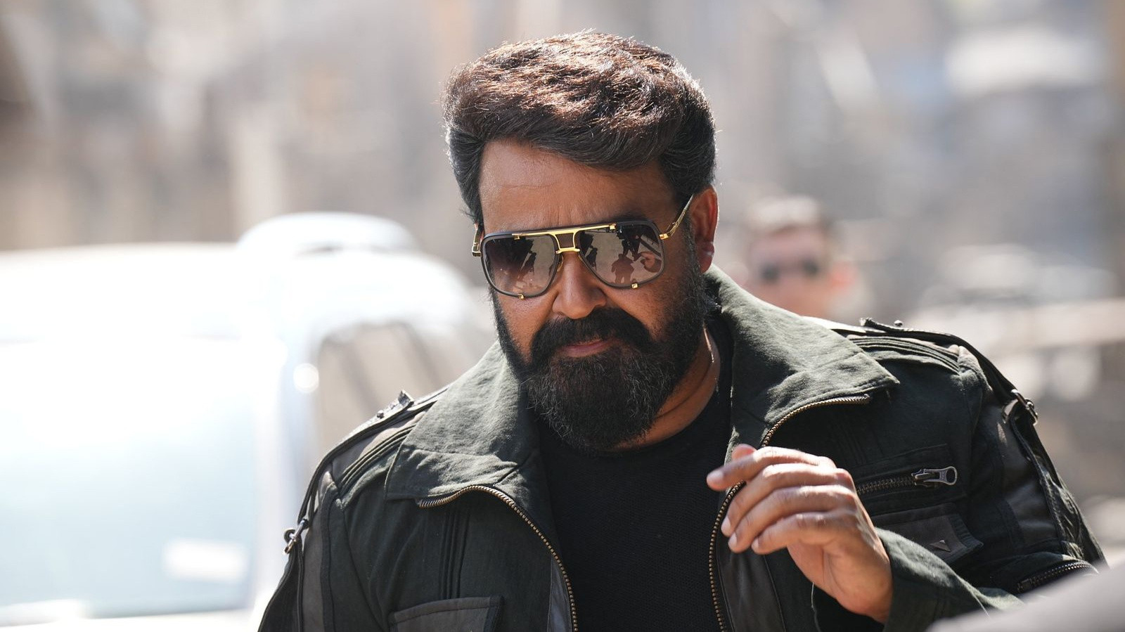 Backdrop for L2: Empuraan